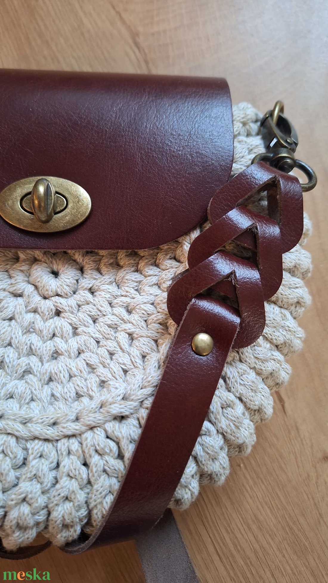 Horgolt oreo crossbody táska - táska & tok - kézitáska & válltáska - vállon átvethető táska - Meska.hu