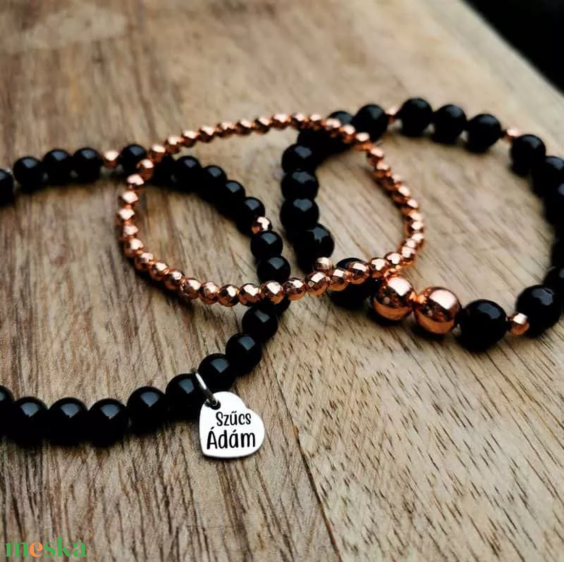 Rose gold-Ónix ásvány karkötő szett: csináld magad ékszer - ékszer - karkötő - karkötő medállal - Meska.hu Rose gold-Ónix ásvány karkötő szett: csináld magad ékszer - ékszer - karkötő - karkötő medállal - Meska.hu