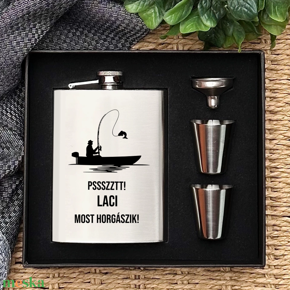 Horgászos ajándék flaska horgászoknak - otthon & életmód - konyhafelszerelés, tálalás - flaska, csatos üveg - Meska.hu Horgászos ajándék flaska horgászoknak - otthon & életmód - konyhafelszerelés, tálalás - flaska, csatos üveg - Meska.hu