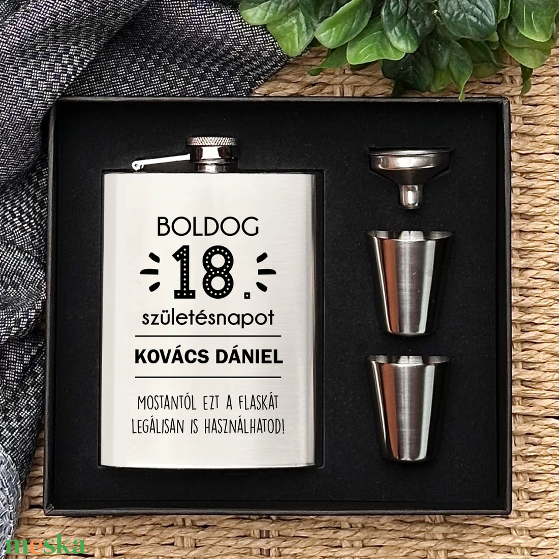 18 éves szülinapi ajándék  névre szóló flaska szett - otthon & életmód - konyhafelszerelés, tálalás - flaska, csatos üveg - Meska.hu
