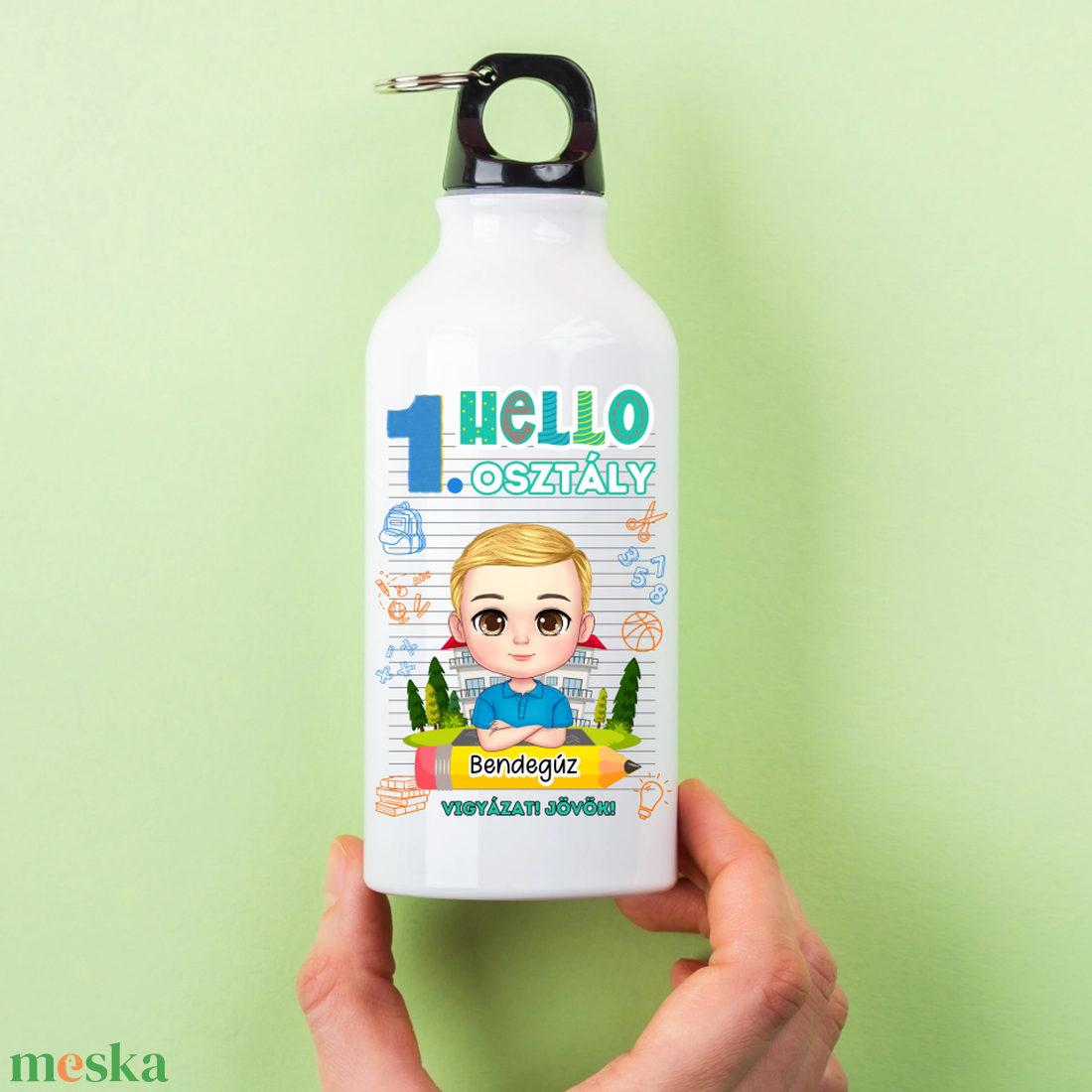 Hello 1.osztály - kulacs kisfiúnak - otthon & életmód - konyhafelszerelés, tálalás - italos kellékek - kulacsok - Meska.hu Hello 1.osztály - kulacs kisfiúnak - otthon & életmód - konyhafelszerelés, tálalás - italos kellékek - kulacsok - Meska.hu