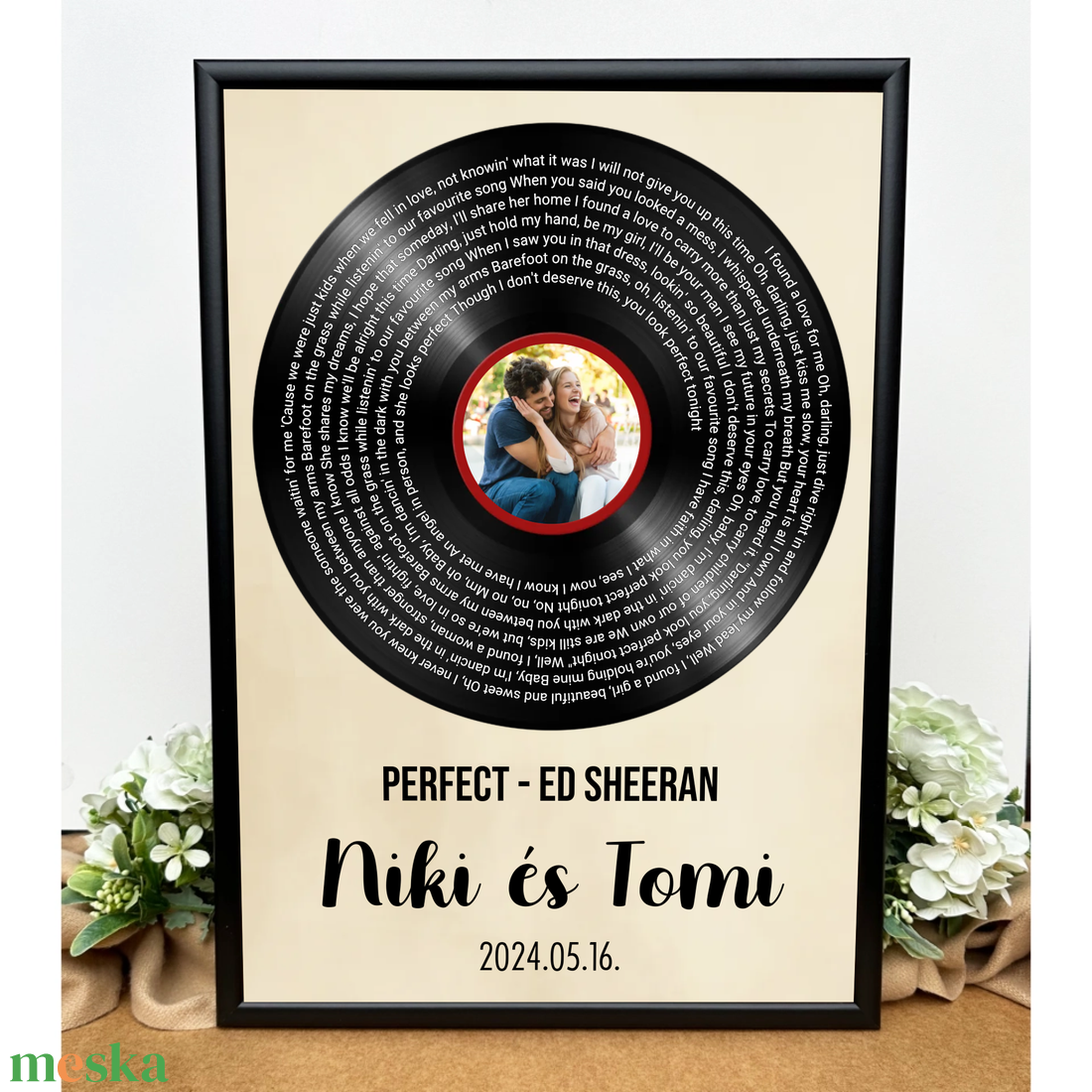 Egyedi fényképes bakelit lemez zeneszöveggel - otthon & életmód - dekoráció - kép & falikép - poszter - Meska.hu Egyedi fényképes bakelit lemez zeneszöveggel - otthon & életmód - dekoráció - kép & falikép - poszter - Meska.hu