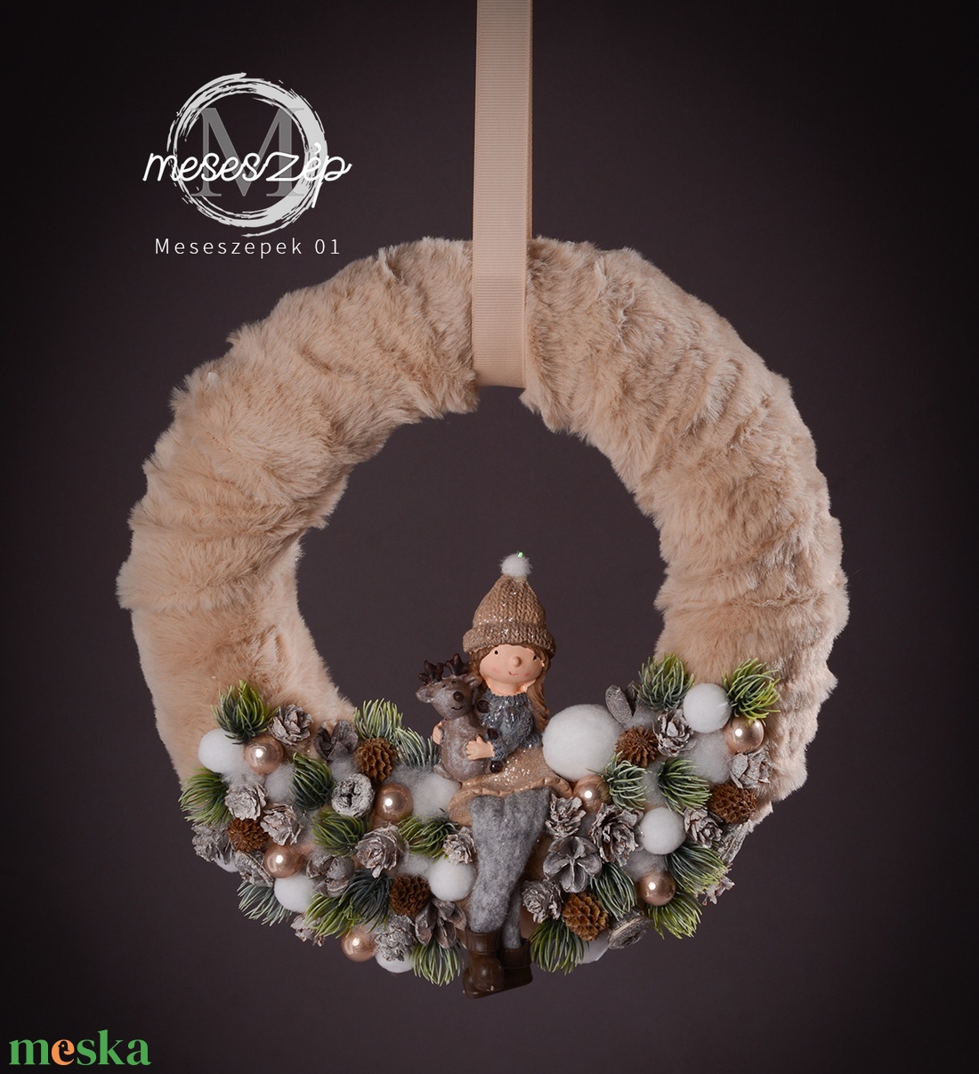 Karácsonyi bézs ajtókopogtató - karácsony - adventi díszek - adventi ajtódísz - Meska.hu