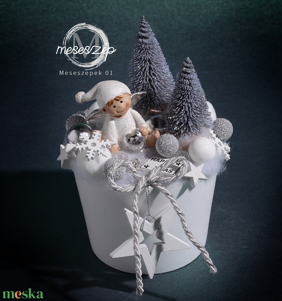 Angyalka szívvel  karácsonyi asztaldísz - karácsony - karácsonyi lakásdekoráció - karácsonyi manók, figurák - Meska.hu