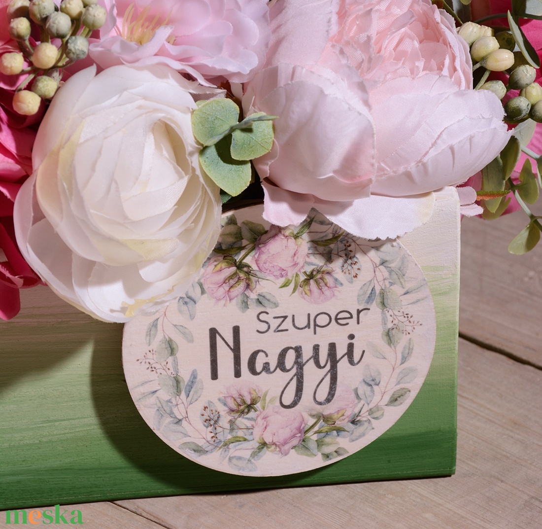 Szupe Nagyi  PINK varázslat  tavaszi asztaldísz - otthon & életmód - virágdekoráció - virágdíszek - virágdísz kaspóban - Meska.hu