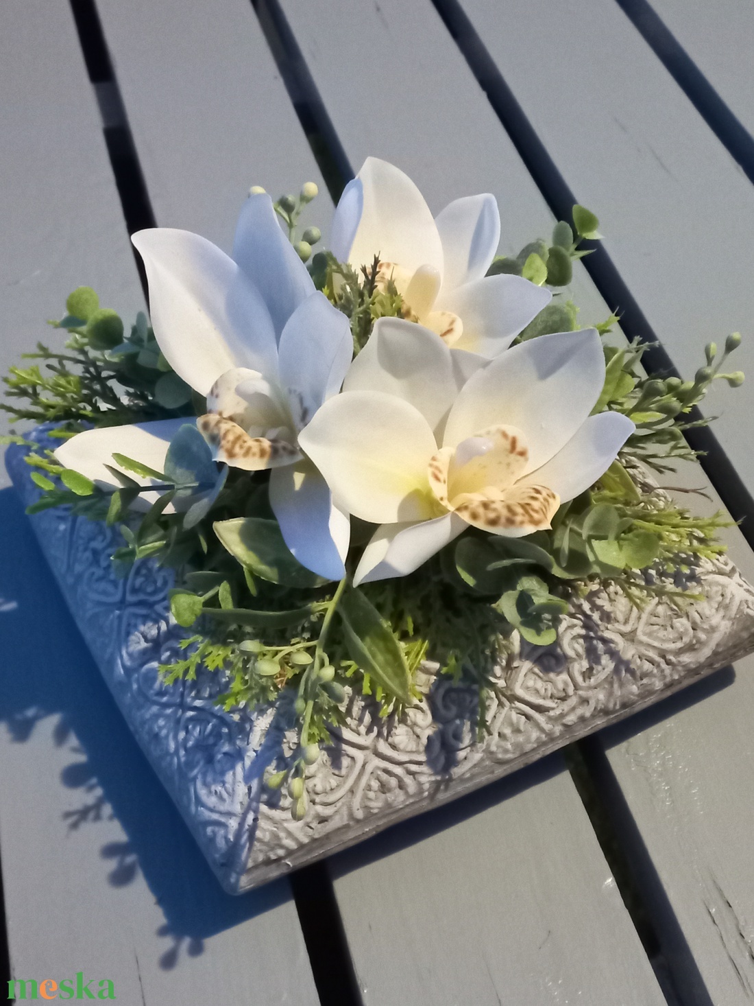 Halottak napi Orchidea sírdísz, beton kaspóban 20x20 cm - otthon & életmód - vallás - temetkezési tárgy - sírdísz, kegyeleti dísz - Meska.hu