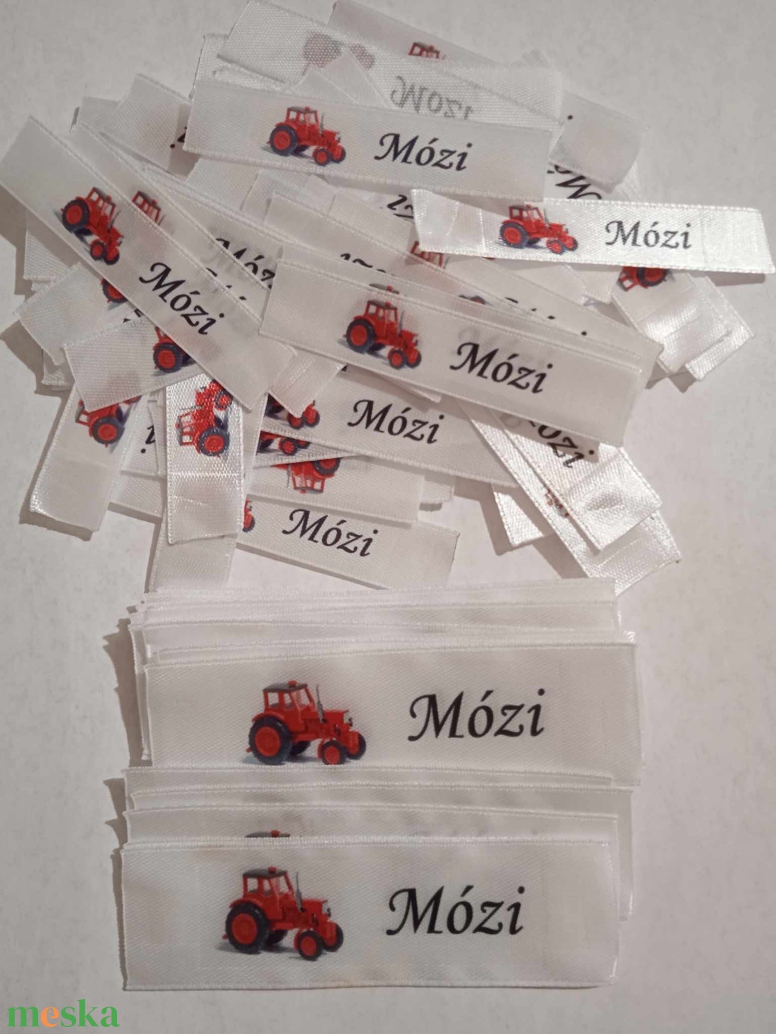 Ovis,bölcsis jel ,traktor varrós - játék & sport - ovis felszerelés - óvodai jelek - Meska.hu Ovis,bölcsis jel ,traktor varrós - játék & sport - ovis felszerelés - óvodai jelek - Meska.hu