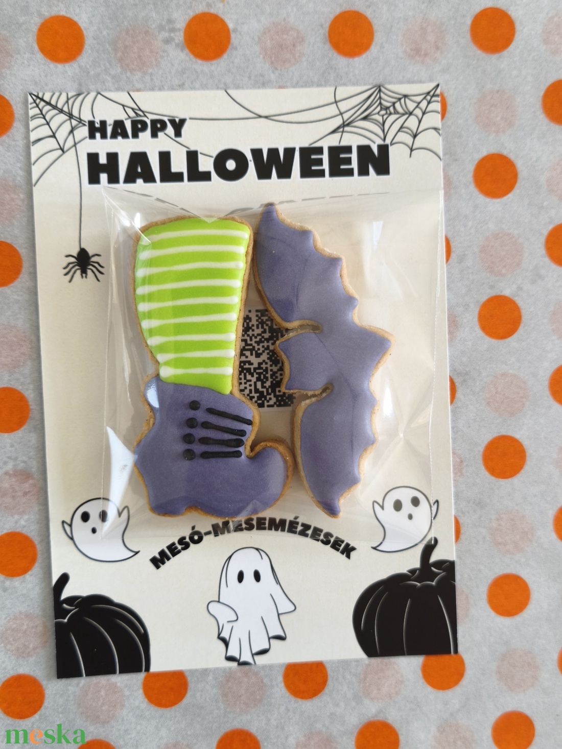 Halloween -i mézesek- Boszi csizma,kis denevér mézeskalács  - élelmiszer - édesség - mézeskalács - Meska.hu
