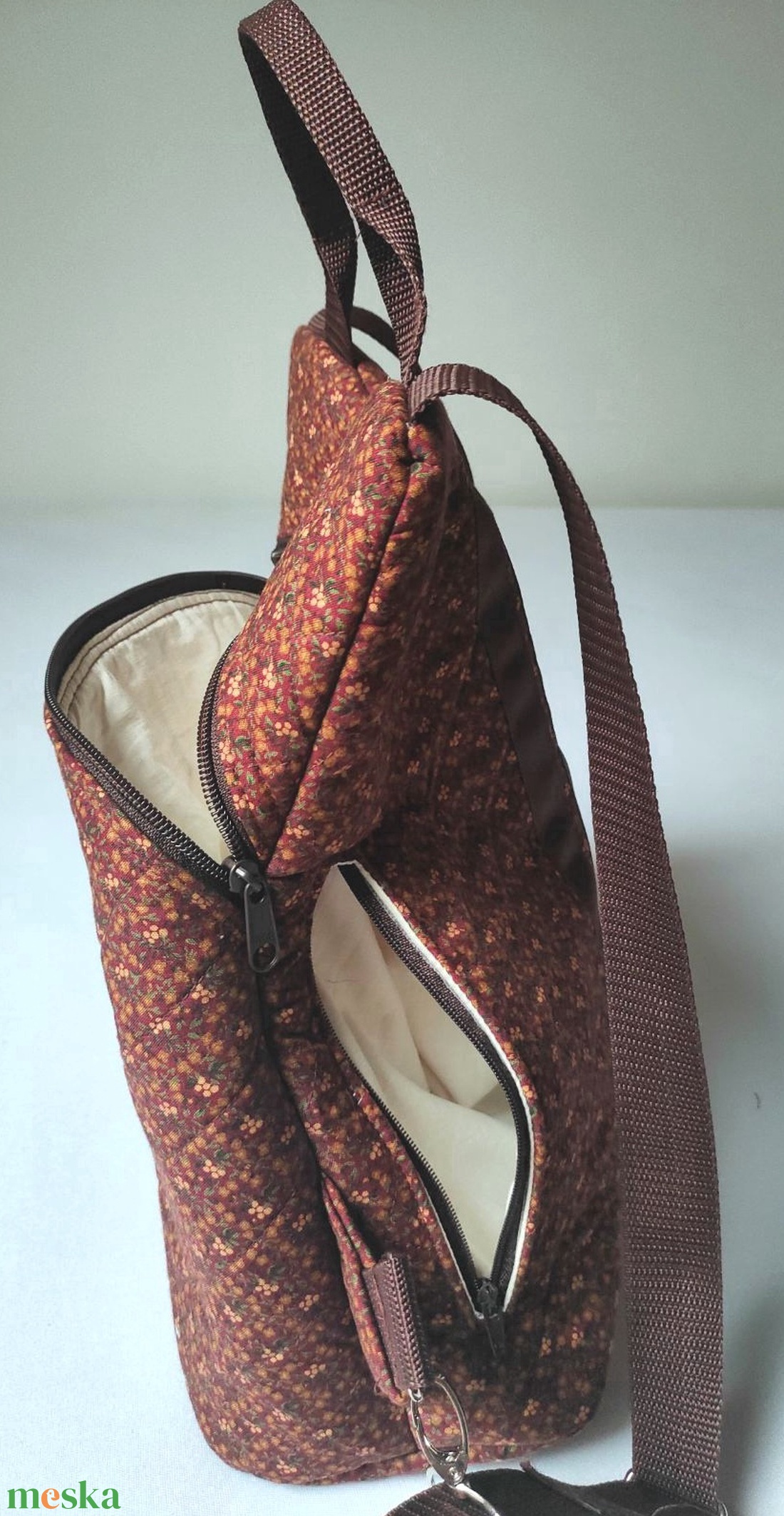 Virágmintás barna tónusú hátizsák - táska & tok - hátizsák - hátizsák - Meska.hu