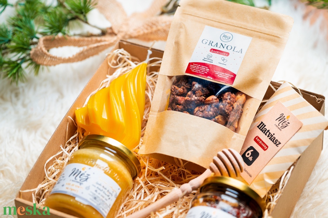 Karácsonyi ajándékcsomag - Szeretet box - karácsony - karácsonyi ajándékozás - karácsonyi ajándékcsomagolás - Meska.hu