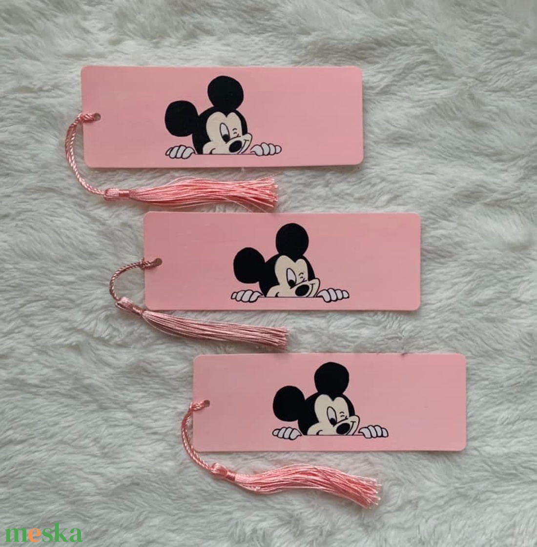 Mickey - kézzel festett könyvjelző - könyv & zene - könyvjelző - Meska.hu Mickey - kézzel festett könyvjelző - könyv & zene - könyvjelző - Meska.hu