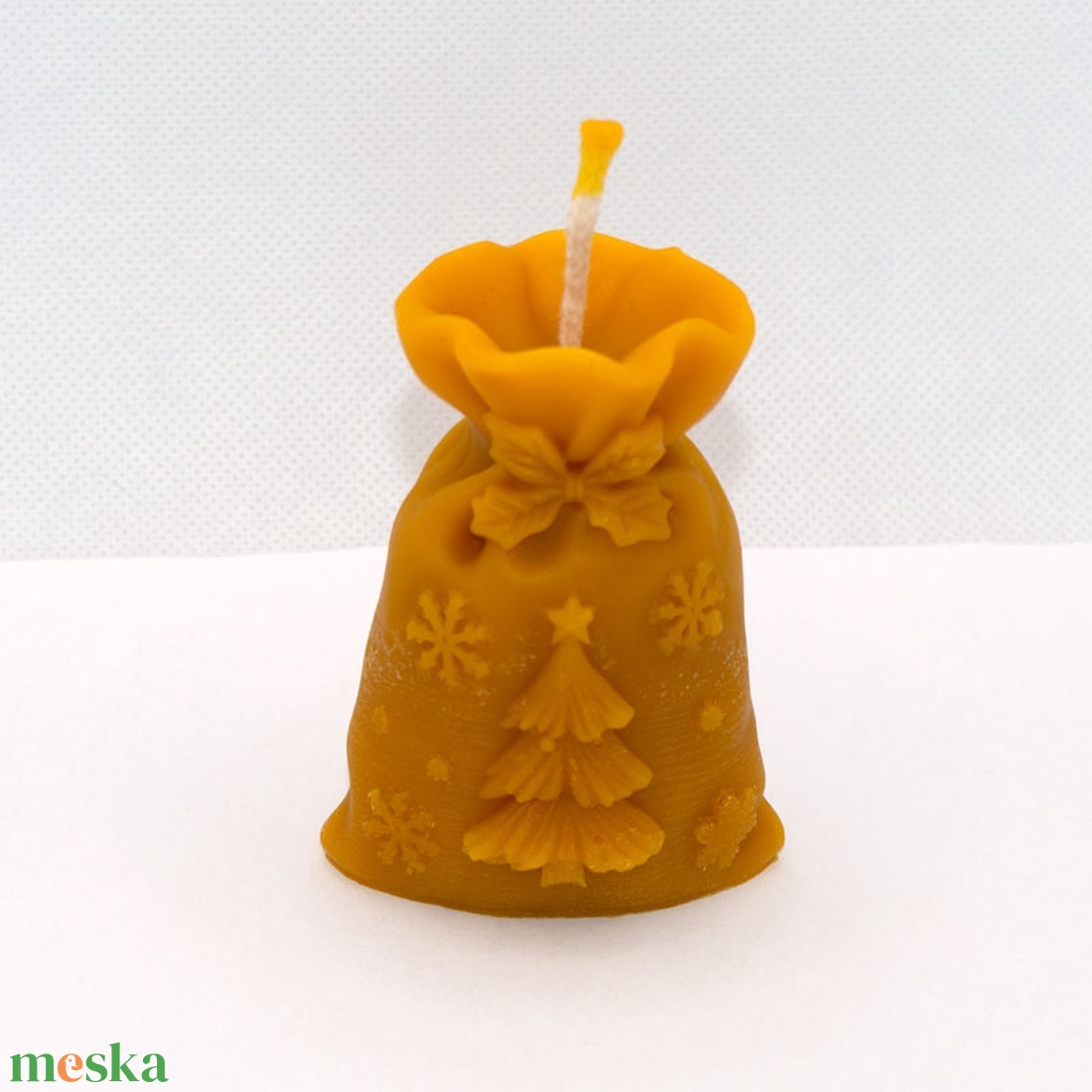 Mikulás csomag méhviasz gyertya - karácsony - karácsonyi lakásdekoráció - karácsonyi illatgyertya, mécses - Meska.hu