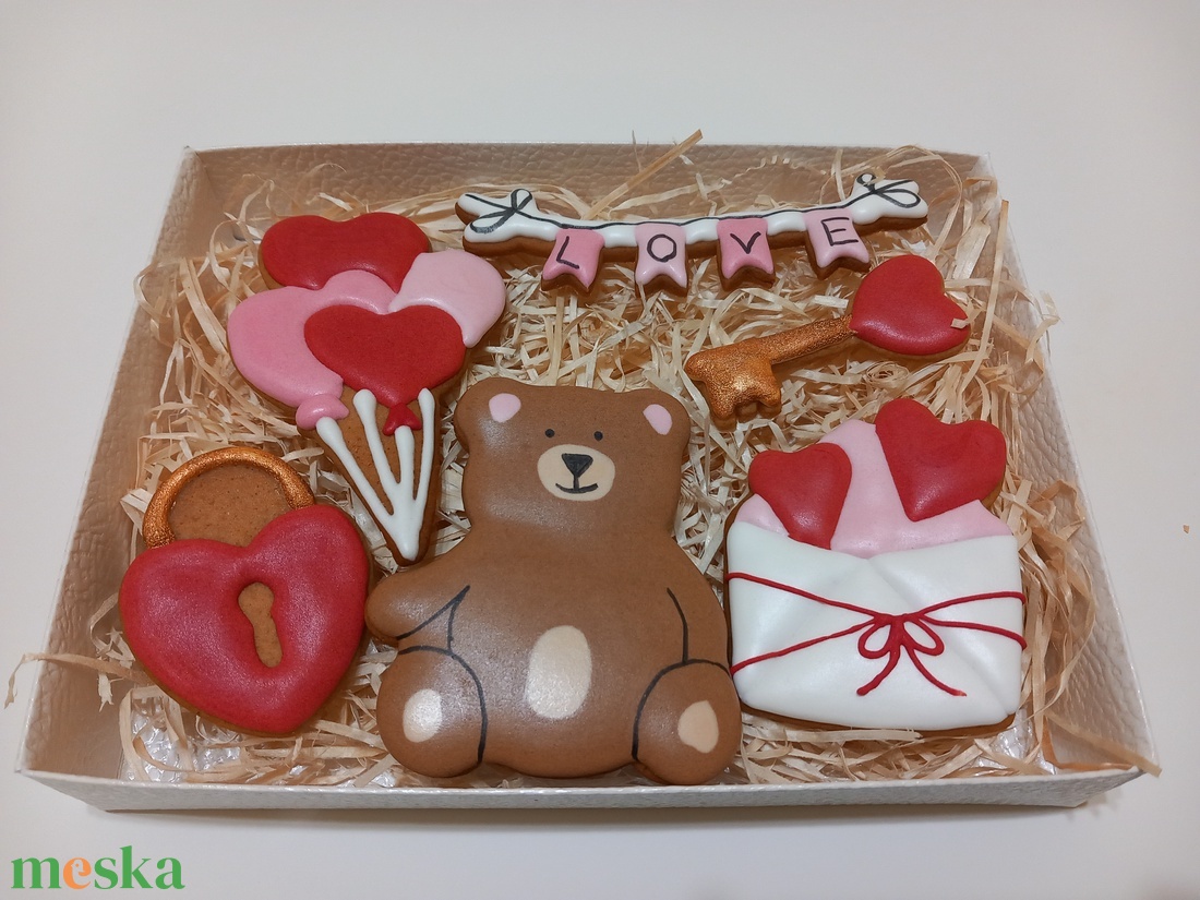 Valentin-napi Mézeskalács Box - Szerelmes levél Macival szett - otthon & életmód - konyhafelszerelés, tálalás - sütés, főzés - sütidísz - Meska.hu