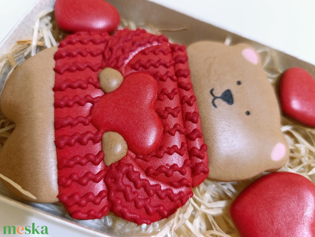 Valentin-napi Mézeskalács Box - Szerelmes Maci szett - otthon & életmód - konyhafelszerelés, tálalás - sütés, főzés - sütidísz - Meska.hu Valentin-napi Mézeskalács Box - Szerelmes Maci szett - otthon & életmód - konyhafelszerelés, tálalás - sütés, főzés - sütidísz - Meska.hu