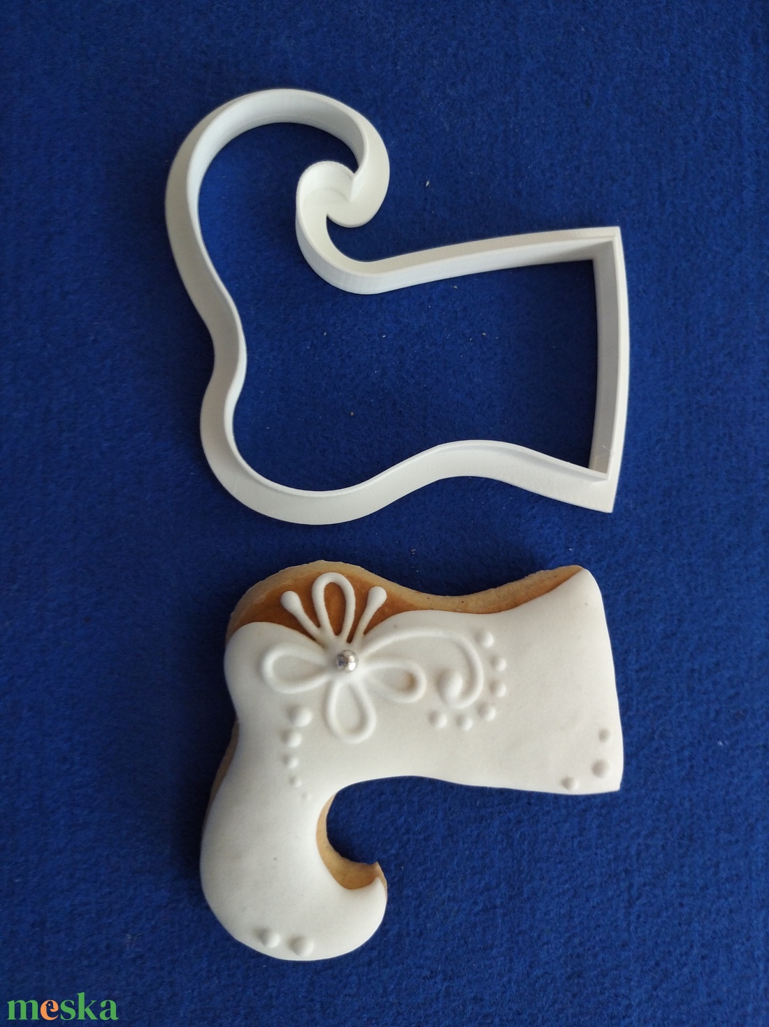 Csizma sütemény kiszúró forma 10 cm - otthon & életmód - konyhafelszerelés, tálalás - sütés, főzés - sütikiszúró - Meska.hu