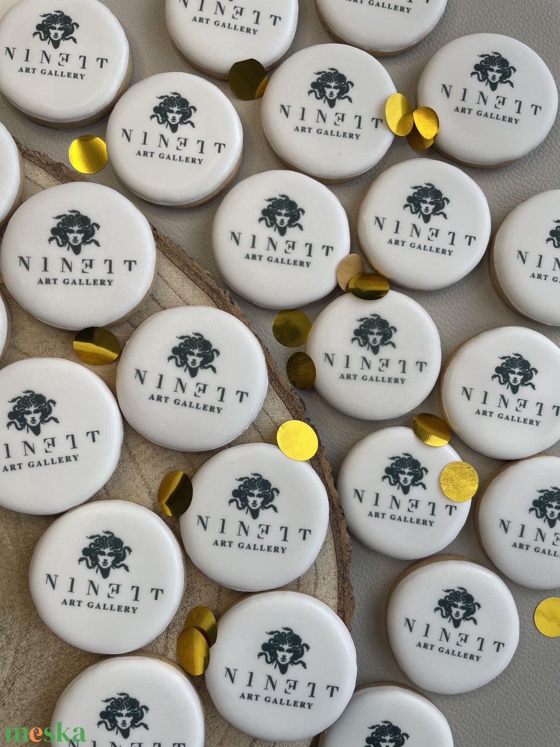 Egyedi logóval ellátott mézeskalács - élelmiszer - édesség - mézeskalács - Meska.hu