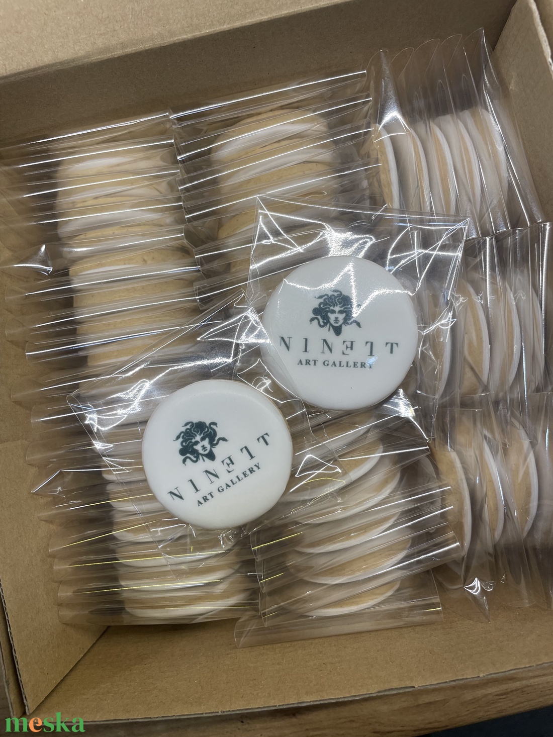 Egyedi logóval ellátott mézeskalács - élelmiszer - édesség - mézeskalács - Meska.hu