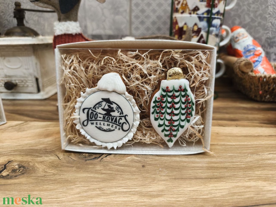 Egyedi logózott mézeskalács - karácsony - karácsonyi ajándékozás - karácsonyi képeslap, üdvözlőlap, ajándékkísérő - Meska.hu