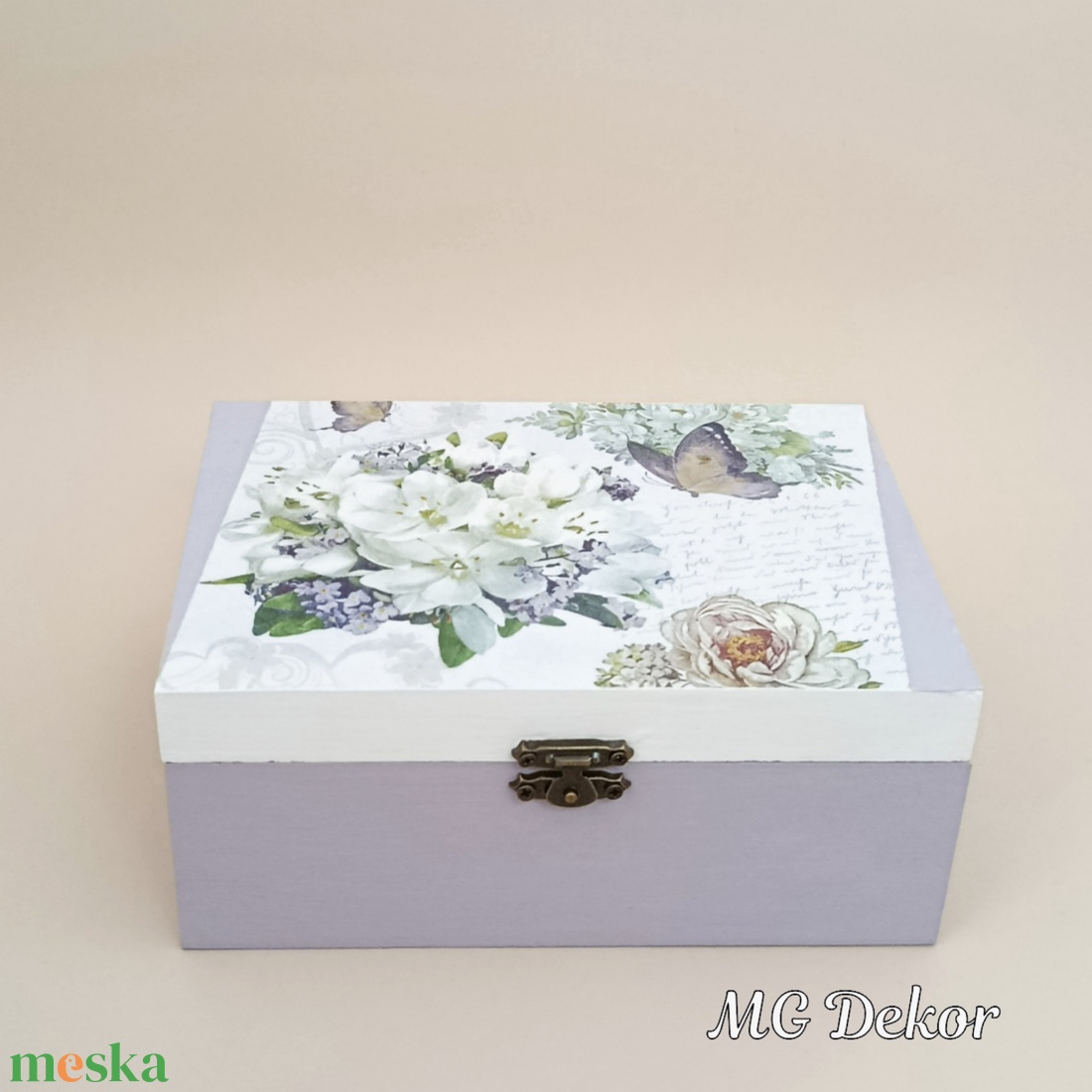 Díszdoboz nyugdíjba vonulásra - Pillangós lila  - otthon & életmód - dekoráció - asztal és polc dekoráció - díszdoboz - Meska.hu