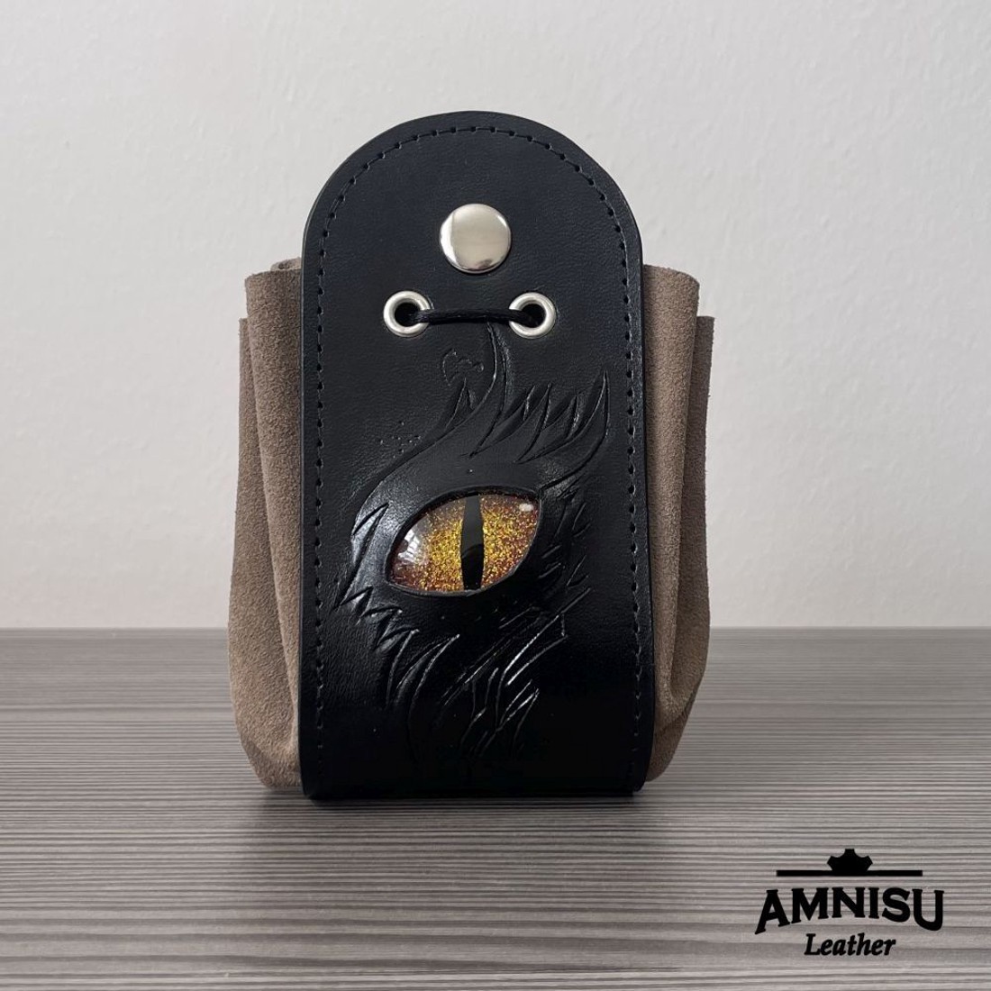 Fekete - szürke sárkányszemes bőr 2in1 szütyő és kockatálca - Amber - játék & sport - szerepjáték - Meska.hu