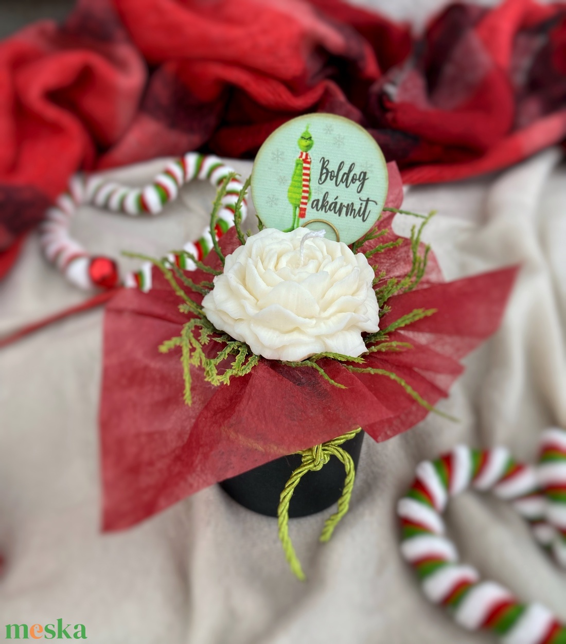 Grincs inspirálta gyertya virágbox (szójagyertyából) - kézműves ajándék karácsonyra - otthon & életmód - gyertya, illat, aroma - gyertya - Meska.hu