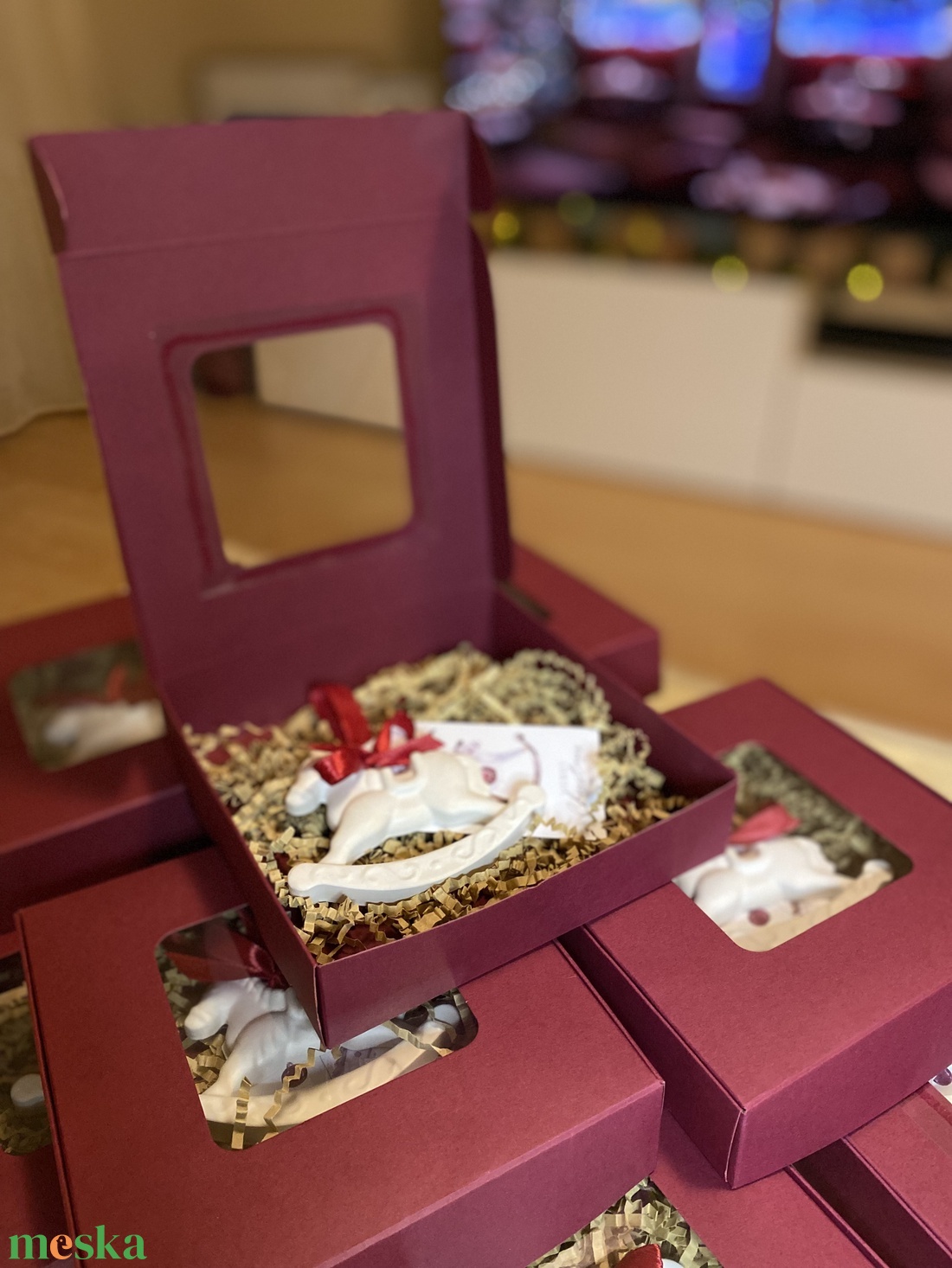 Karácsonyfa dísz, felakasztható hintaló üdvözlőkártyával - karácsony - karácsonyi lakásdekoráció - karácsonyfadíszek - Meska.hu