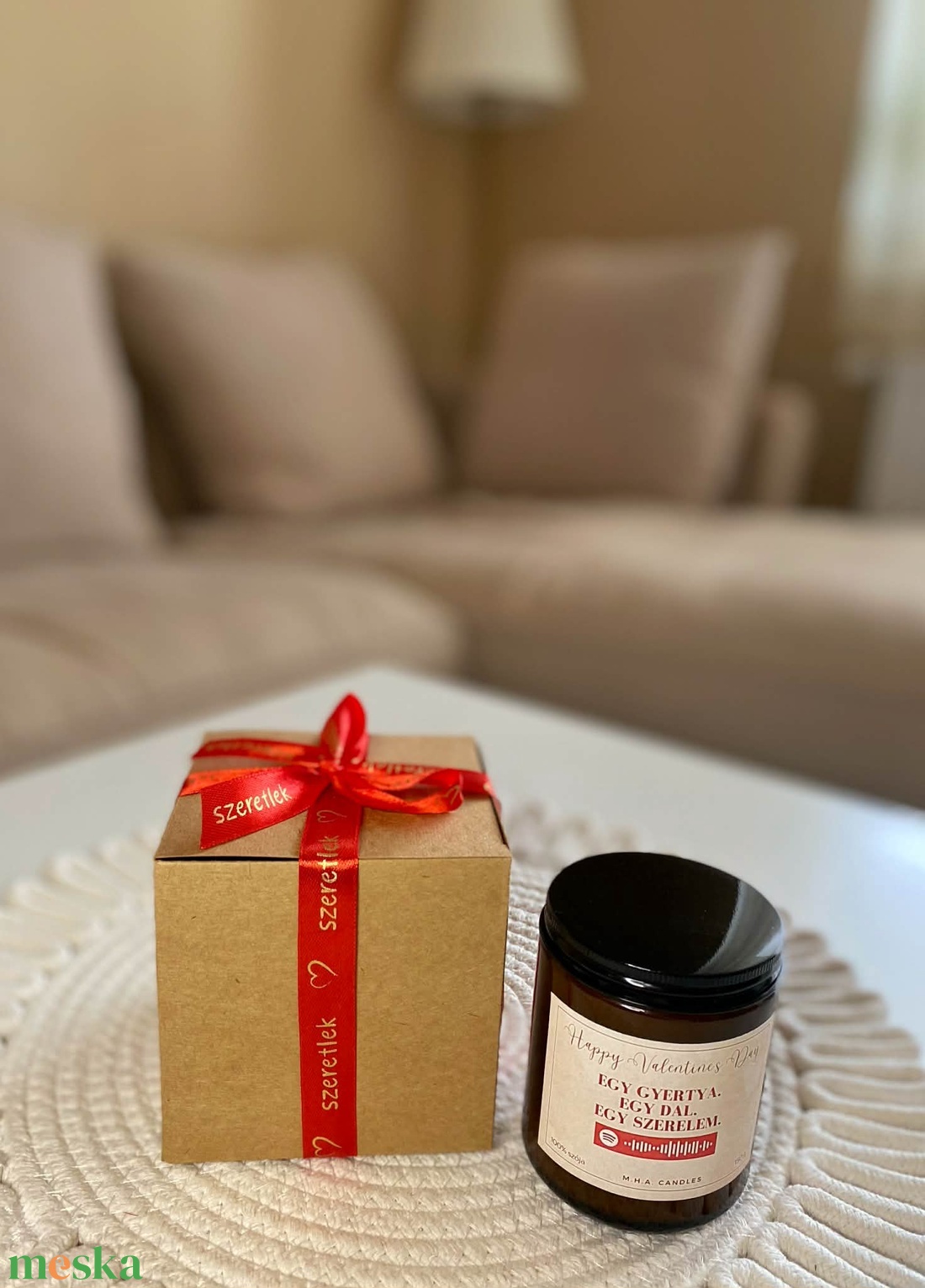 Személyre szabható Spotify gyertya (szójaviaszból) � egyedi, romantikus ajándék kedvenc dallal - otthon & életmód - gyertya, illat, aroma - gyertya - Meska.hu