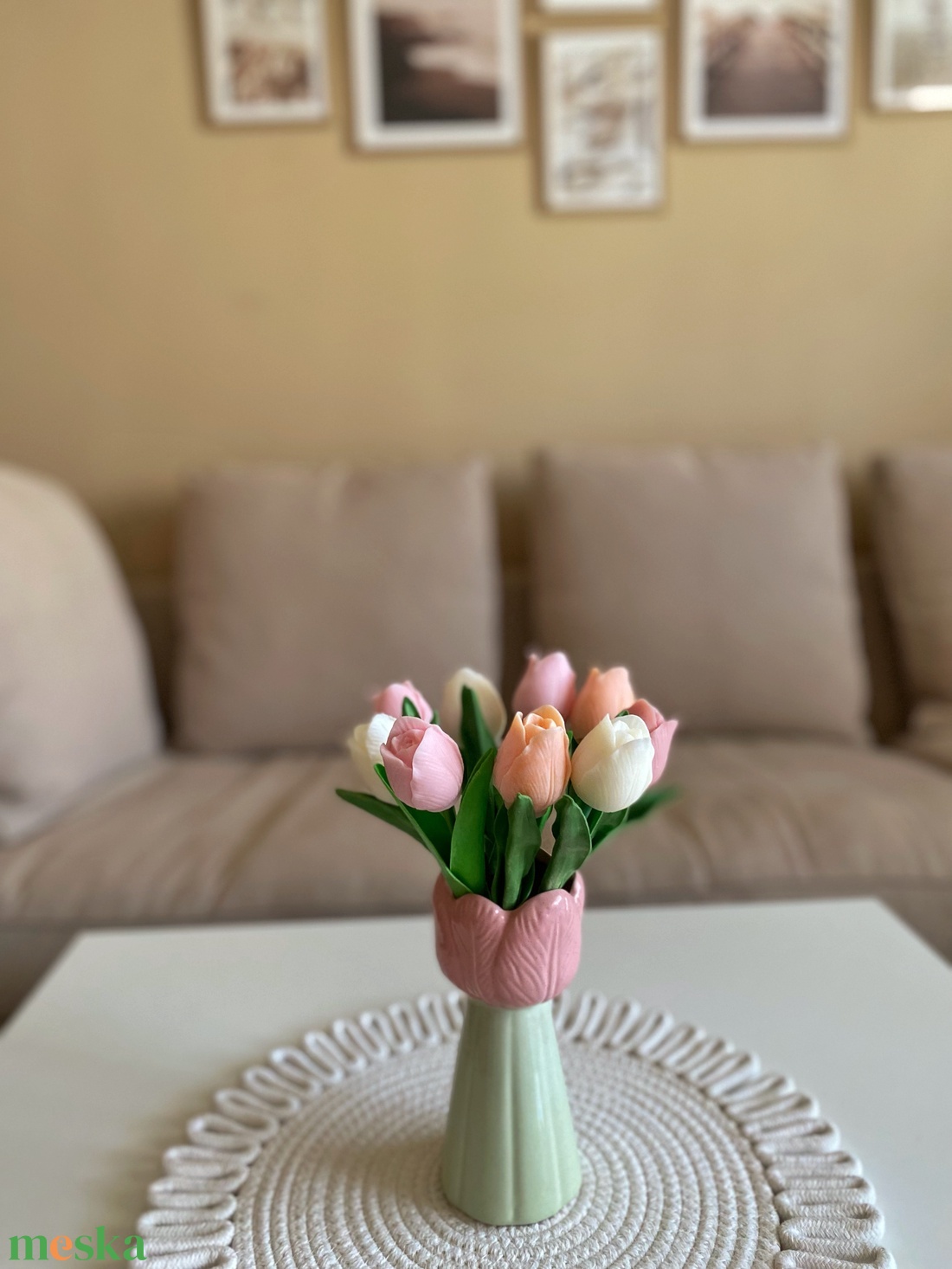 Gyertya tulipán élethű szárral kerámia kaspóban (szójagyertya) - Nőnapra, Anyák napjára vagy más alkalomra - otthon & életmód - gyertya, illat, aroma - gyertya - Meska.hu