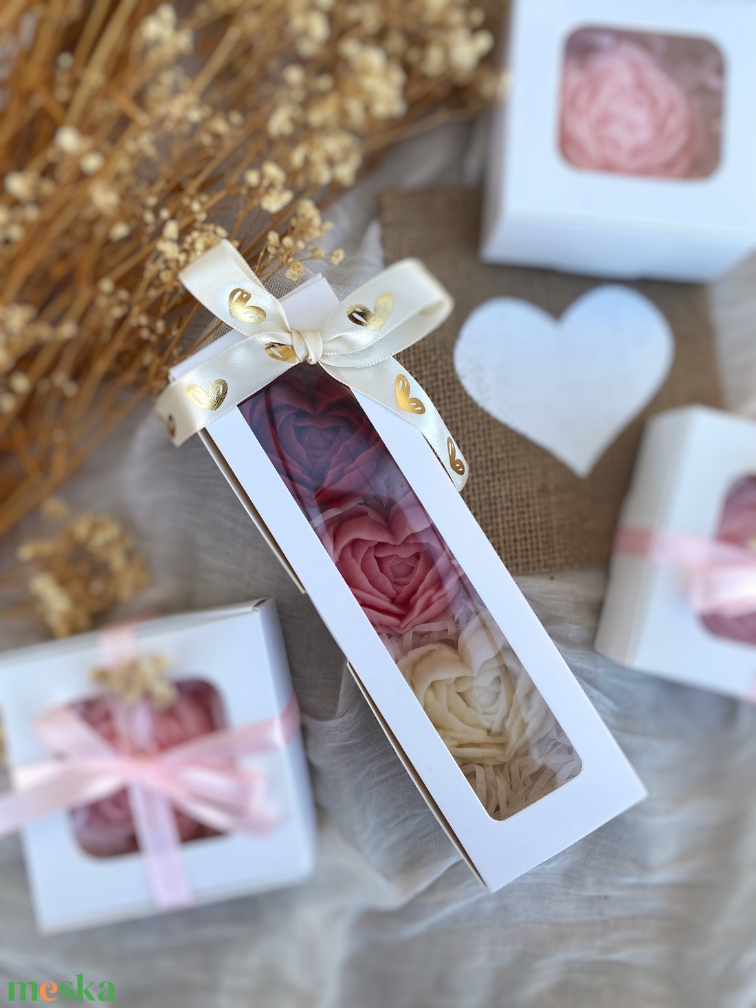 Szív illatviasz díszdobozban-Nőnapra, valentin napra, anyák napjára és más alkalomra - otthon & életmód - gyertya, illat, aroma - gyertya - Meska.hu