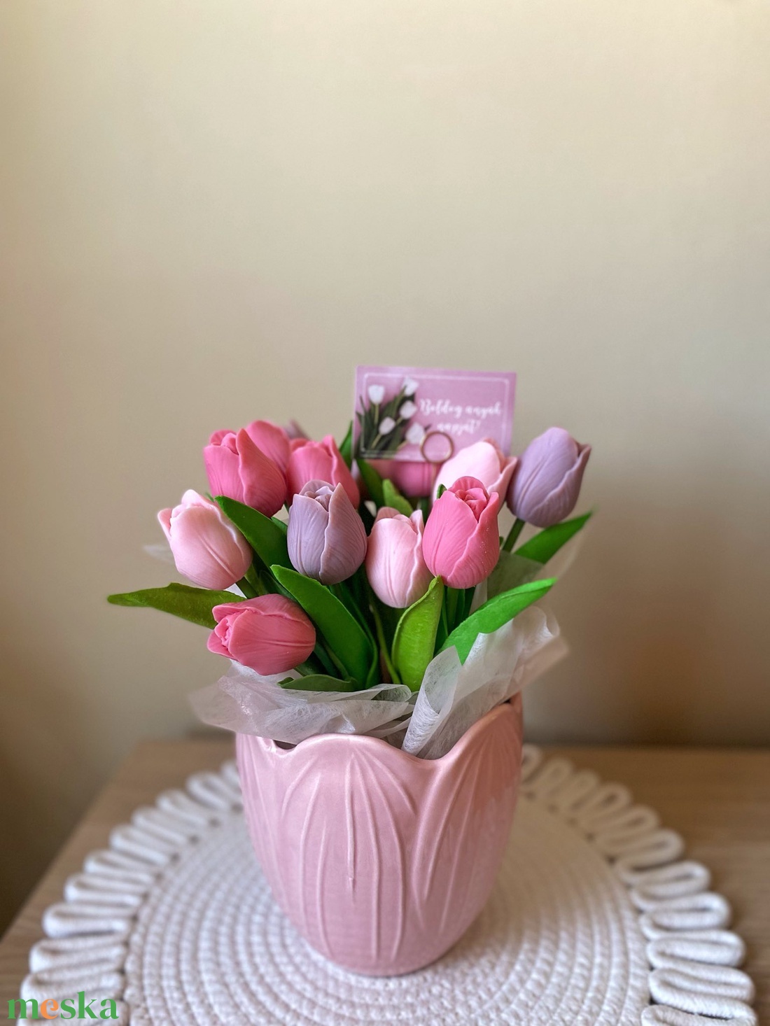 Tulipán illatviasz (szójaviaszból) kaspóval - Illatos ajándék bármilyen alkalomra - otthon & életmód - virágdekoráció - virágdíszek - asztali virágdísz - Meska.hu