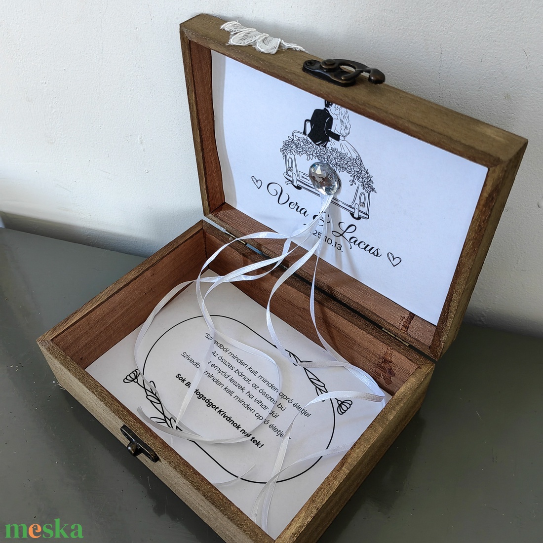 Dióbarna esküvői pénzátadó box - esküvő - emlék & ajándék - nászajándék - esküvői pénzátadó doboz - Meska.hu Dióbarna esküvői pénzátadó box - esküvő - emlék & ajándék - nászajándék - esküvői pénzátadó doboz - Meska.hu