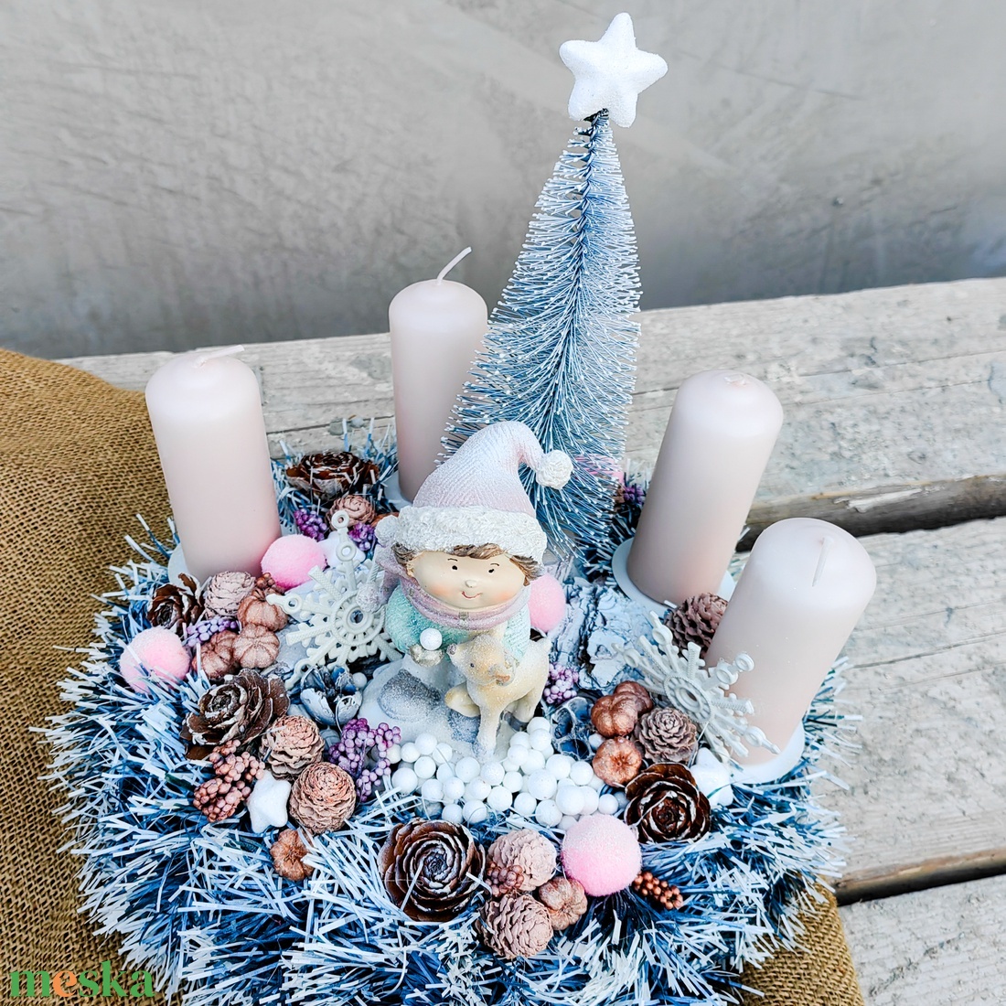 Rózsaszín-fehér adventi asztali dísz - esküvő - dekoráció - asztaldísz - Meska.hu Rózsaszín-fehér adventi asztali dísz - esküvő - dekoráció - asztaldísz - Meska.hu