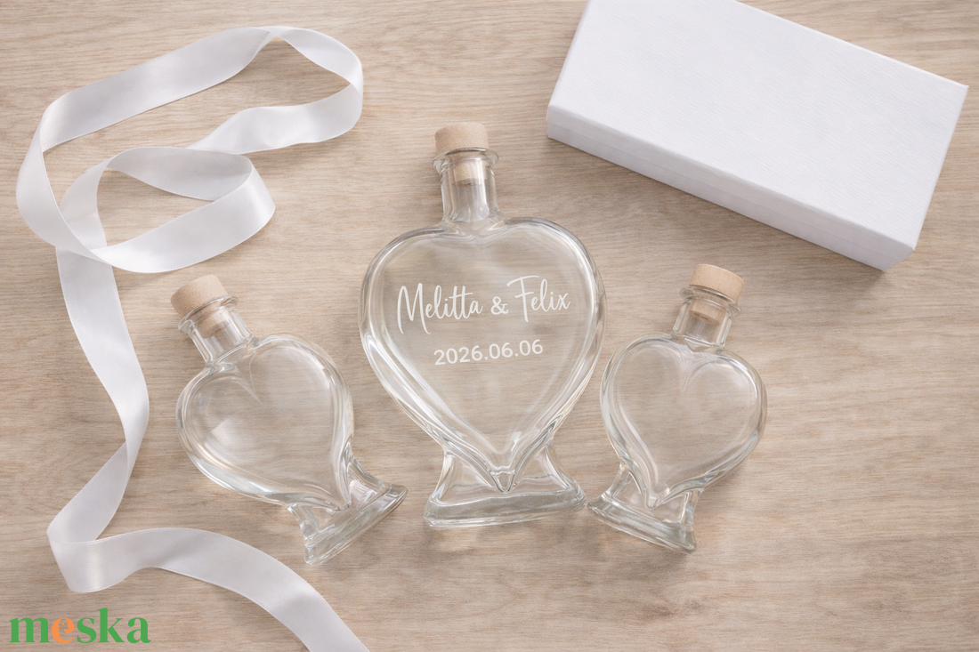 Homokkiöntő szett szív alakú üvegekkel - esküvő - esküvői szett - Meska.hu