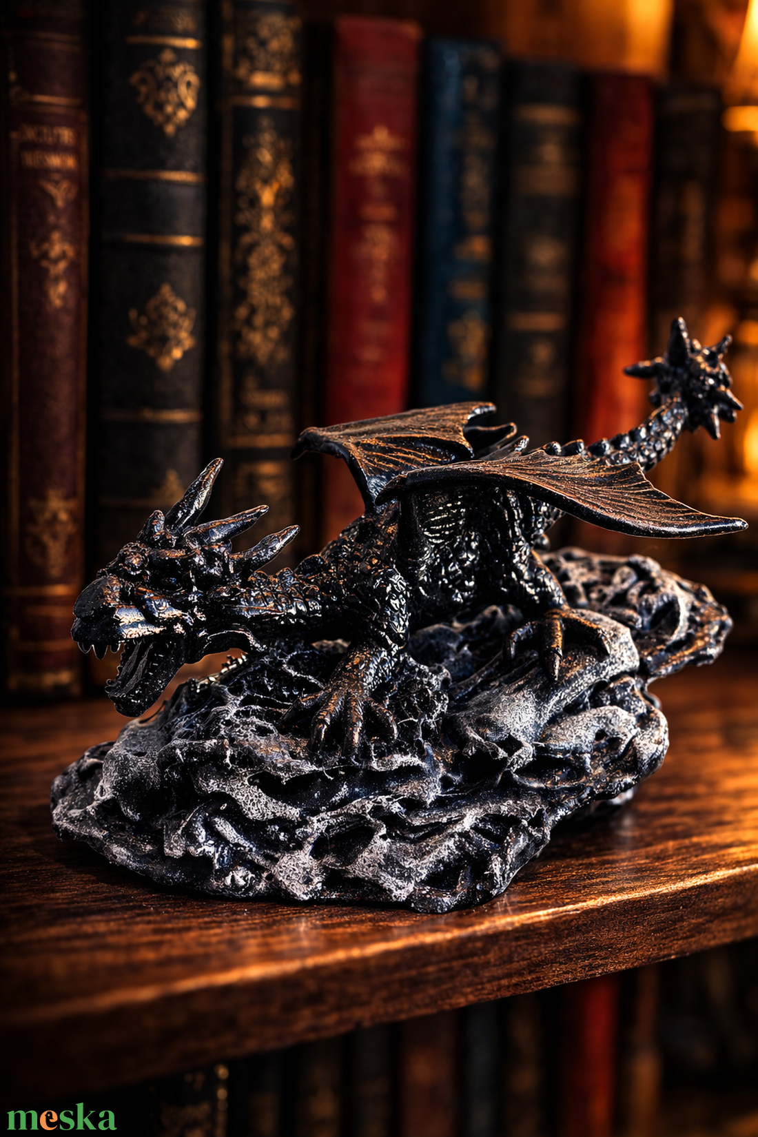 Sárkányos szobor (Tairn-Negyedik szárny) - otthon & életmód - dekoráció - asztal és polc dekoráció - könyvszobor - Meska.hu