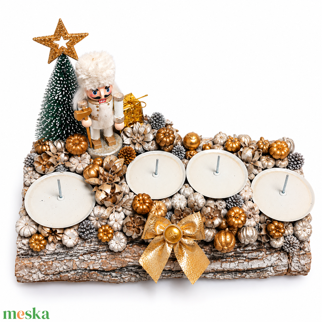 Arany-fehér fahasábra ültetett adventi koszorú - karácsony - adventi díszek - adventi koszorú - Meska.hu