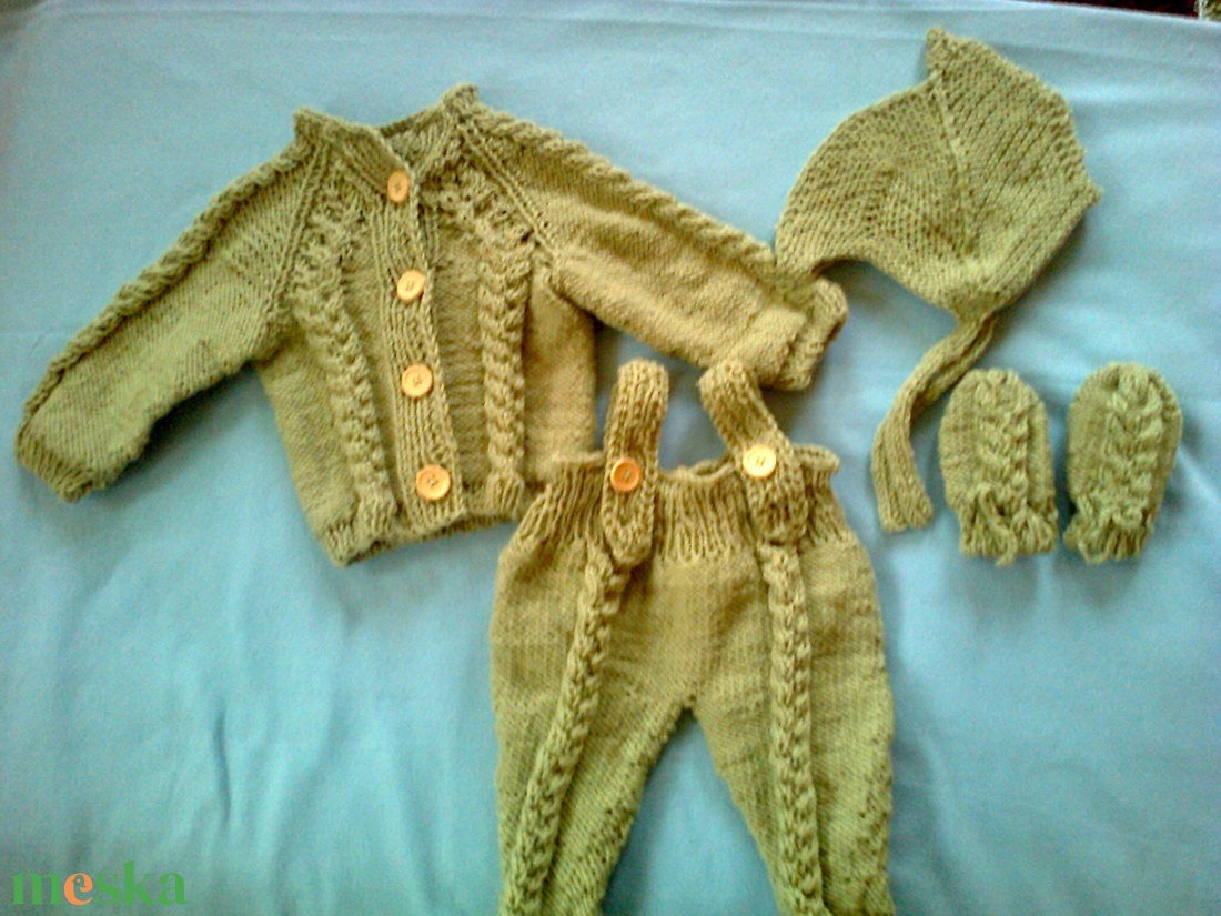 baby ruha-szett  - ruha & divat - babaruha & gyerekruha - pulóver - Meska.hu