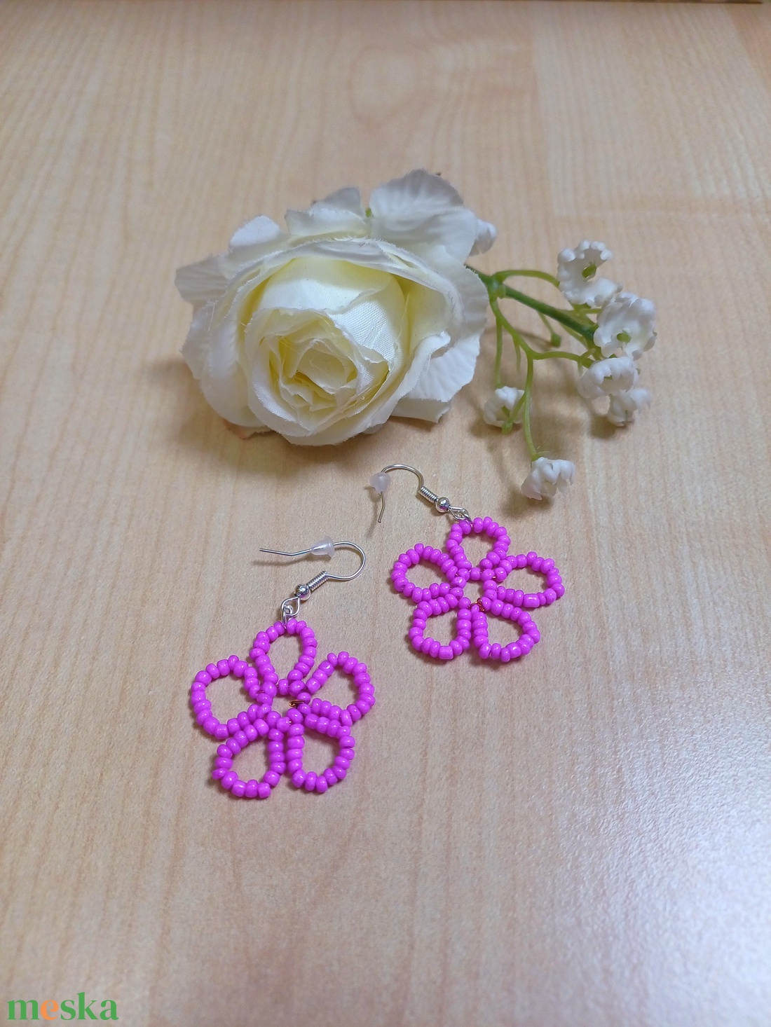 Pink gyöngyvirág fülbevaló - ékszer - fülbevaló - lógós kerek fülbevaló - Meska.hu Pink gyöngyvirág fülbevaló - ékszer - fülbevaló - lógós kerek fülbevaló - Meska.hu