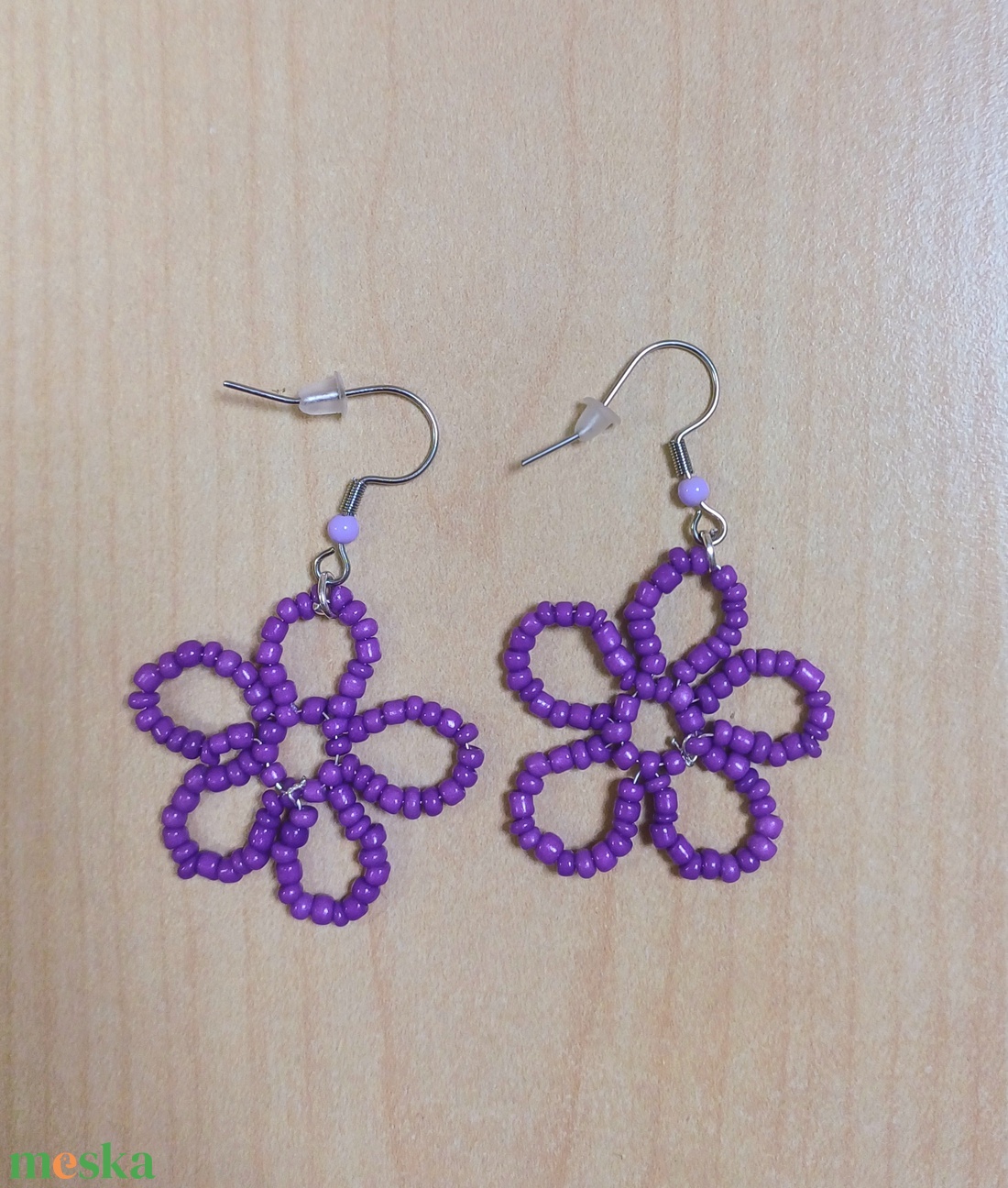 Lila gyöngyvirág fülbevaló - ékszer - fülbevaló - lógós kerek fülbevaló - Meska.hu