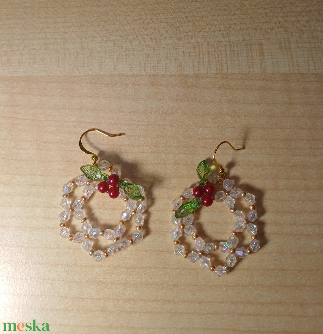 Gyöngykoszorú magyallal fülbevaló - ékszer - fülbevaló - lógós kerek fülbevaló - Meska.hu