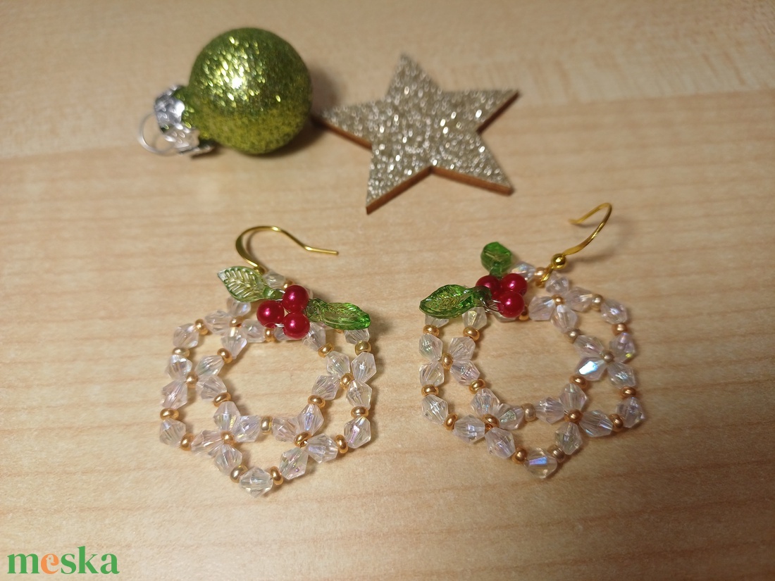 Gyöngykoszorú magyallal fülbevaló - ékszer - fülbevaló - lógós kerek fülbevaló - Meska.hu