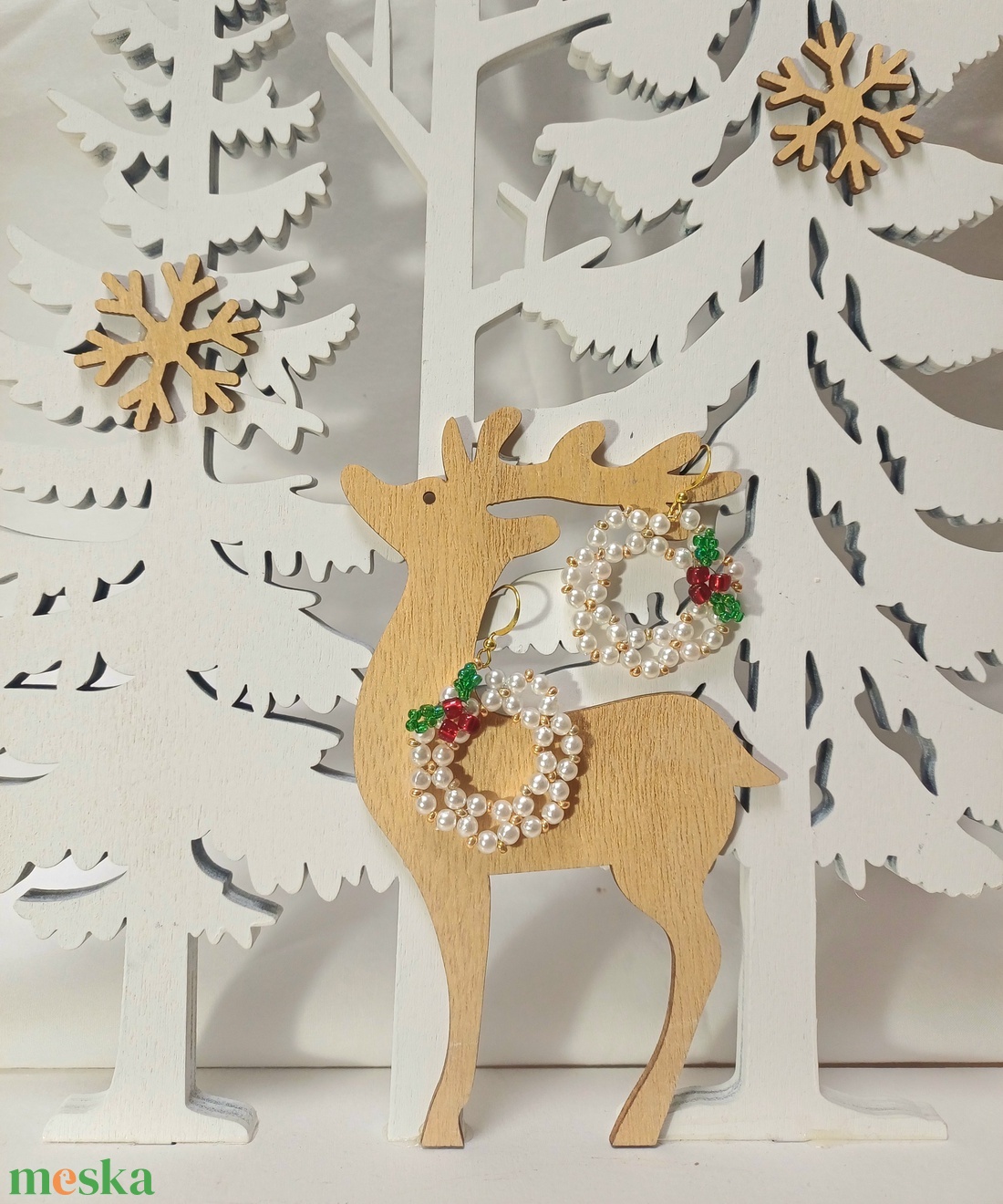 Fehér-arany koszorú magyallal - fülbevaló - ékszer - fülbevaló - lógós kerek fülbevaló - Meska.hu