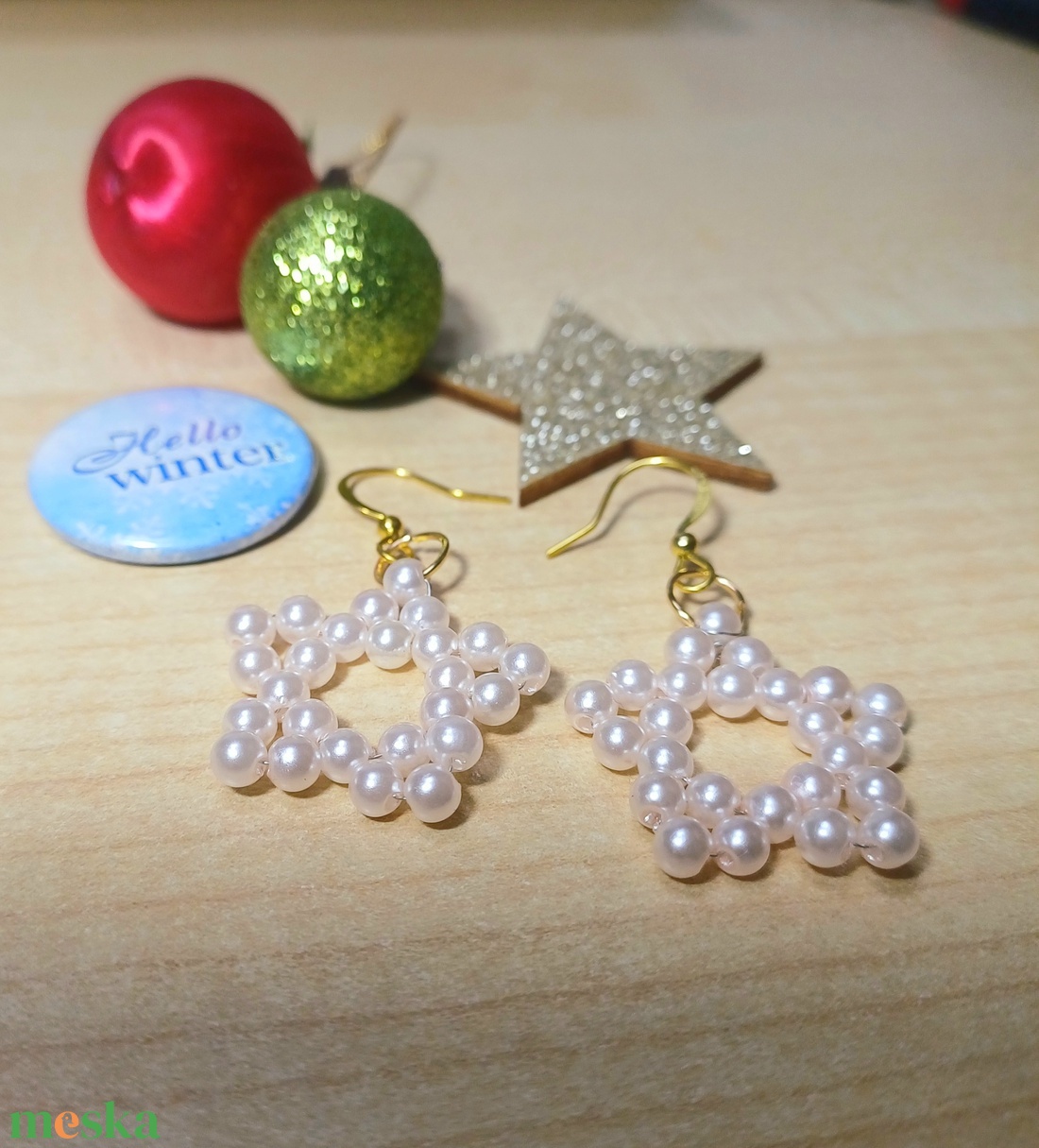 Csillag fülbevaló gyöngyből - ékszer - fülbevaló - lógó fülbevaló - Meska.hu