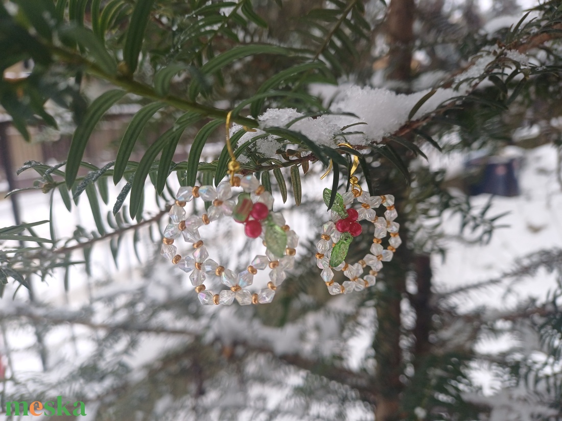Gyöngykoszorú magyallal fülbevaló - ékszer - fülbevaló - lógós kerek fülbevaló - Meska.hu