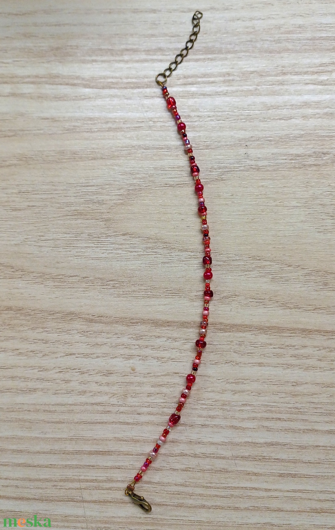 Piros karkötő  - ékszer - karkötő - gyöngyös karkötő - Meska.hu