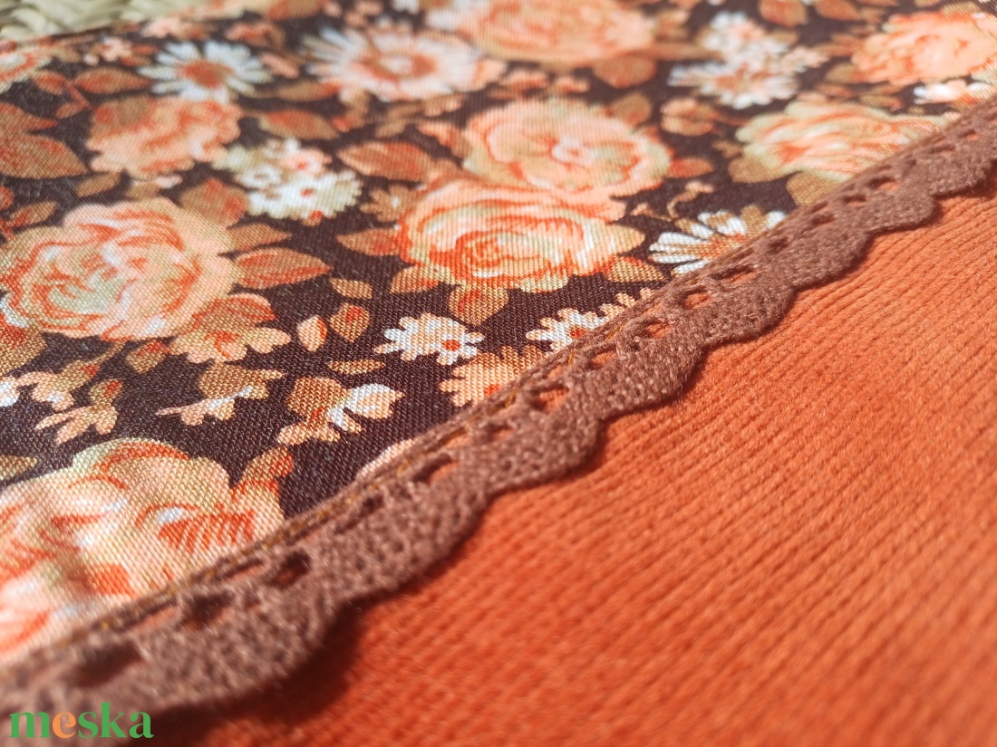 Barna csipkés, virágos neszesszer  - táska & tok - neszesszer - Meska.hu