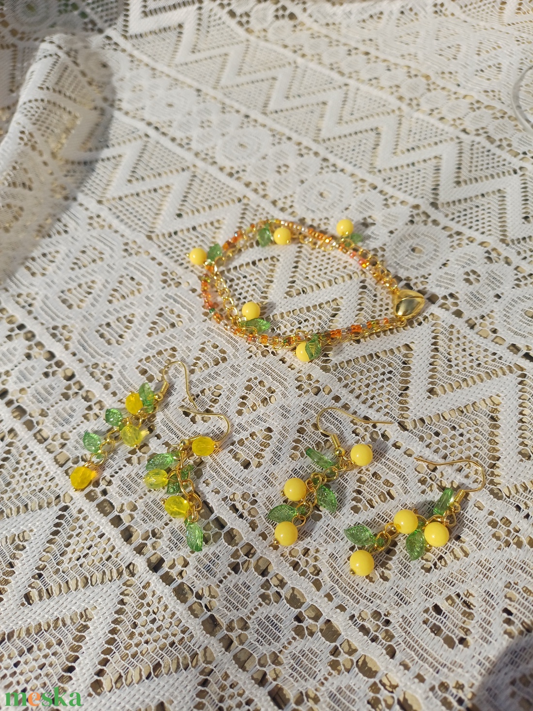 Citromos karkötő  - ékszer - karkötő - gyöngyös karkötő - Meska.hu