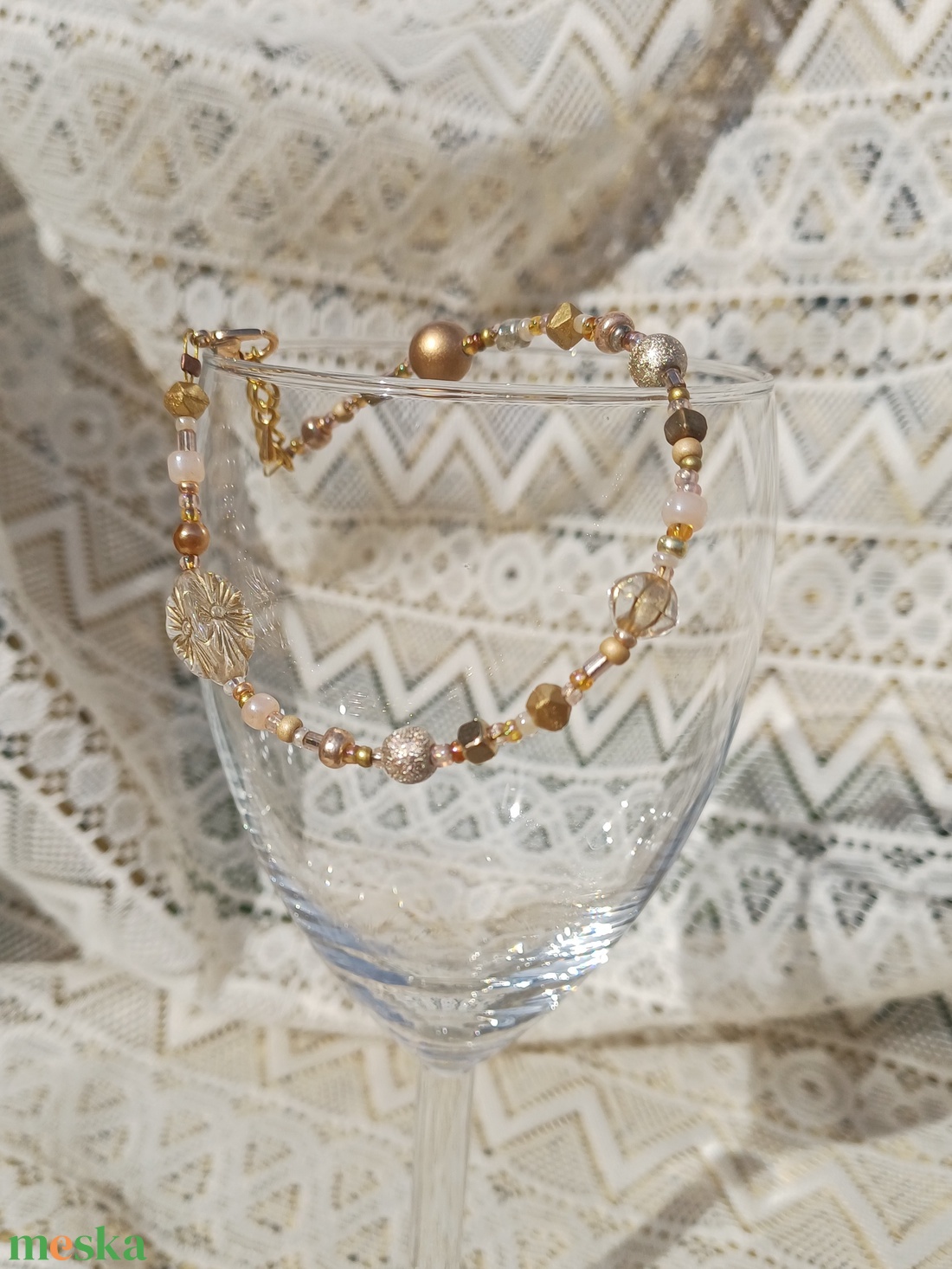 Aranyló karkötő keleties hangulatban - ékszer - karkötő - gyöngyös karkötő - Meska.hu