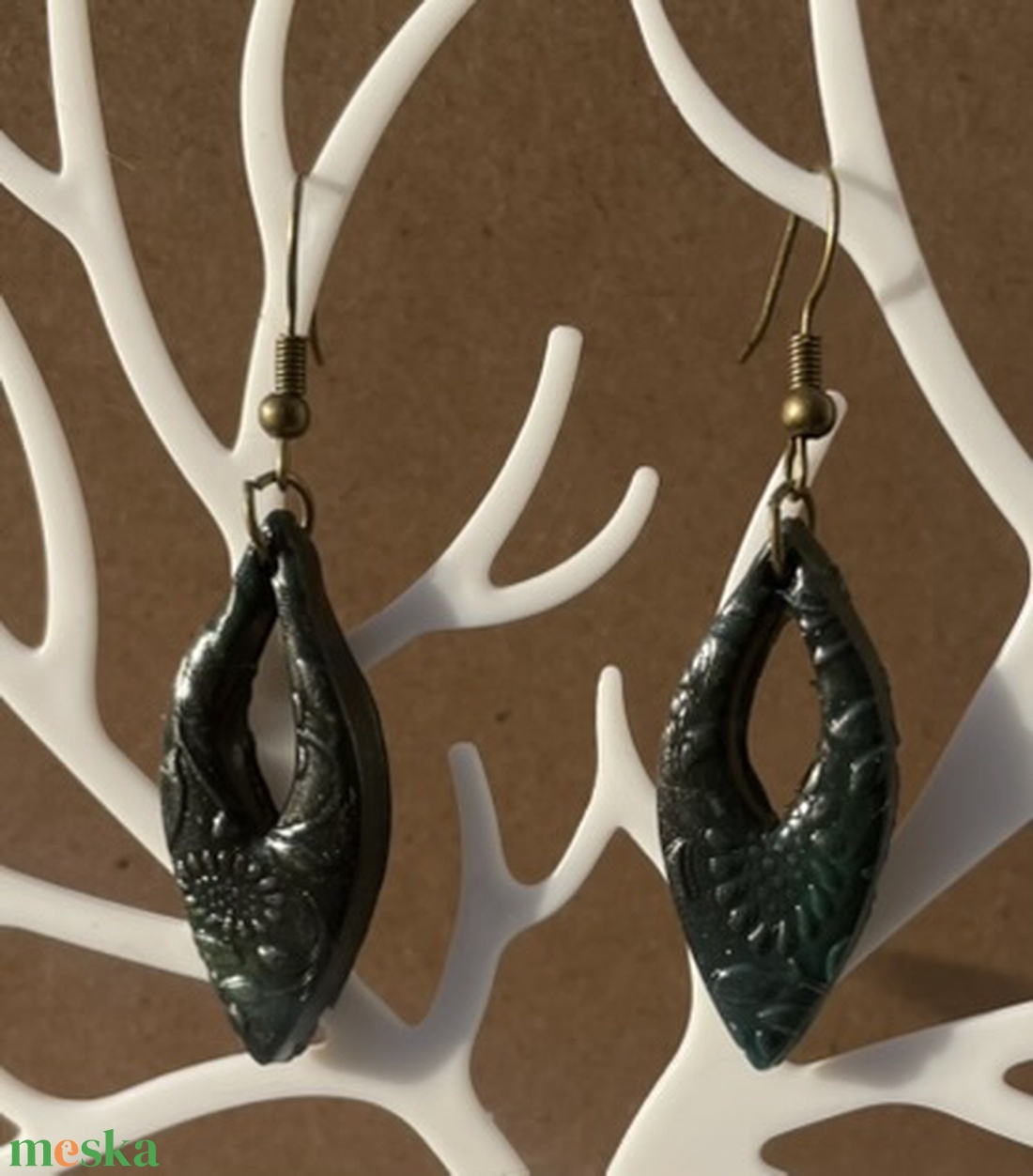 Fekete csepp - ékszer - fülbevaló - lógó fülbevaló - Meska.hu