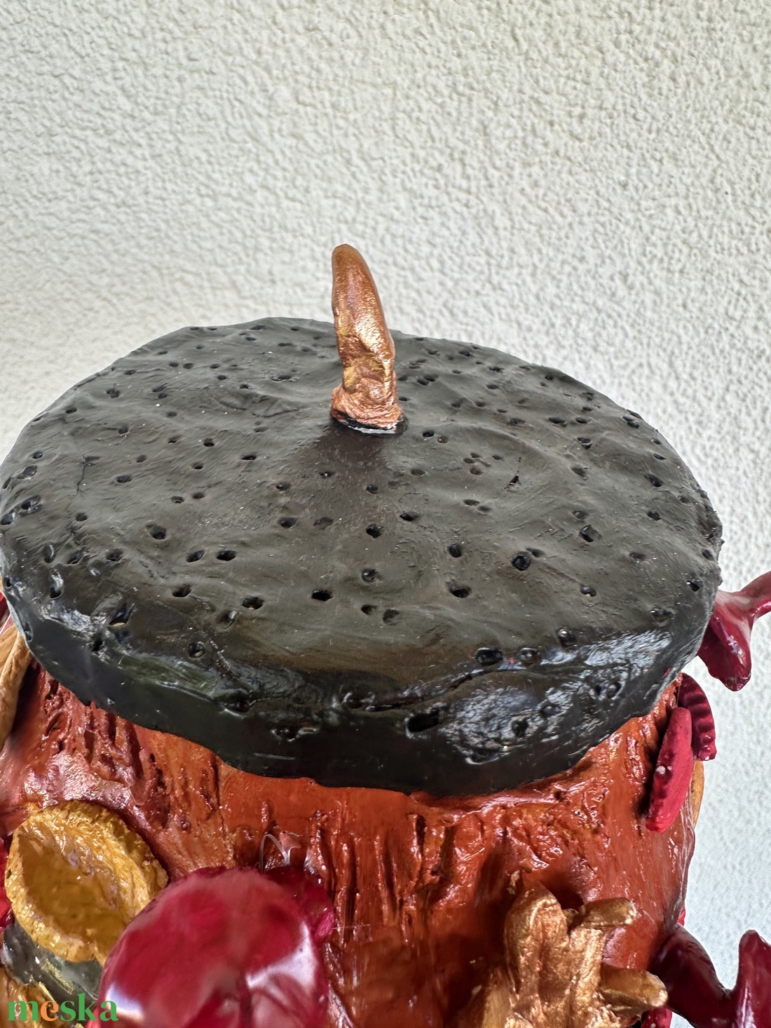 Ágas-Bogas Lak házikó, LED világítással, gyurmából, akril festékkel színezve - otthon & életmód - dekoráció - asztal és polc dekoráció - asztaldísz - Meska.hu