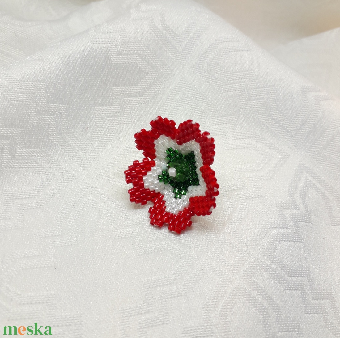 Kokárda kitűző - ékszer - kitűző és bross - Meska.hu